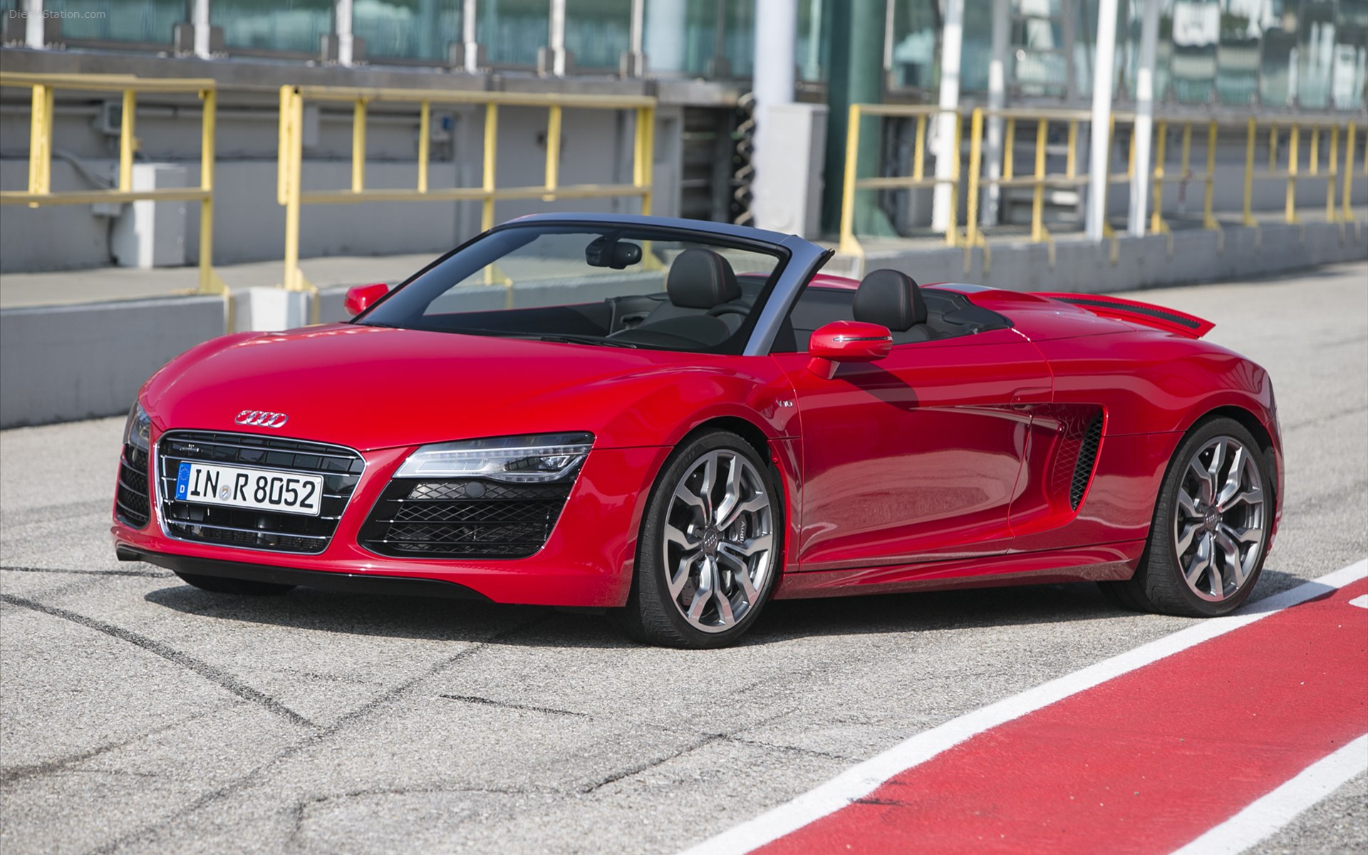 Audi R8 2014
