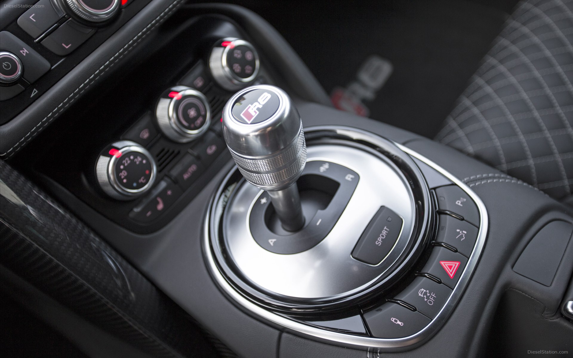 Audi R8 2014
