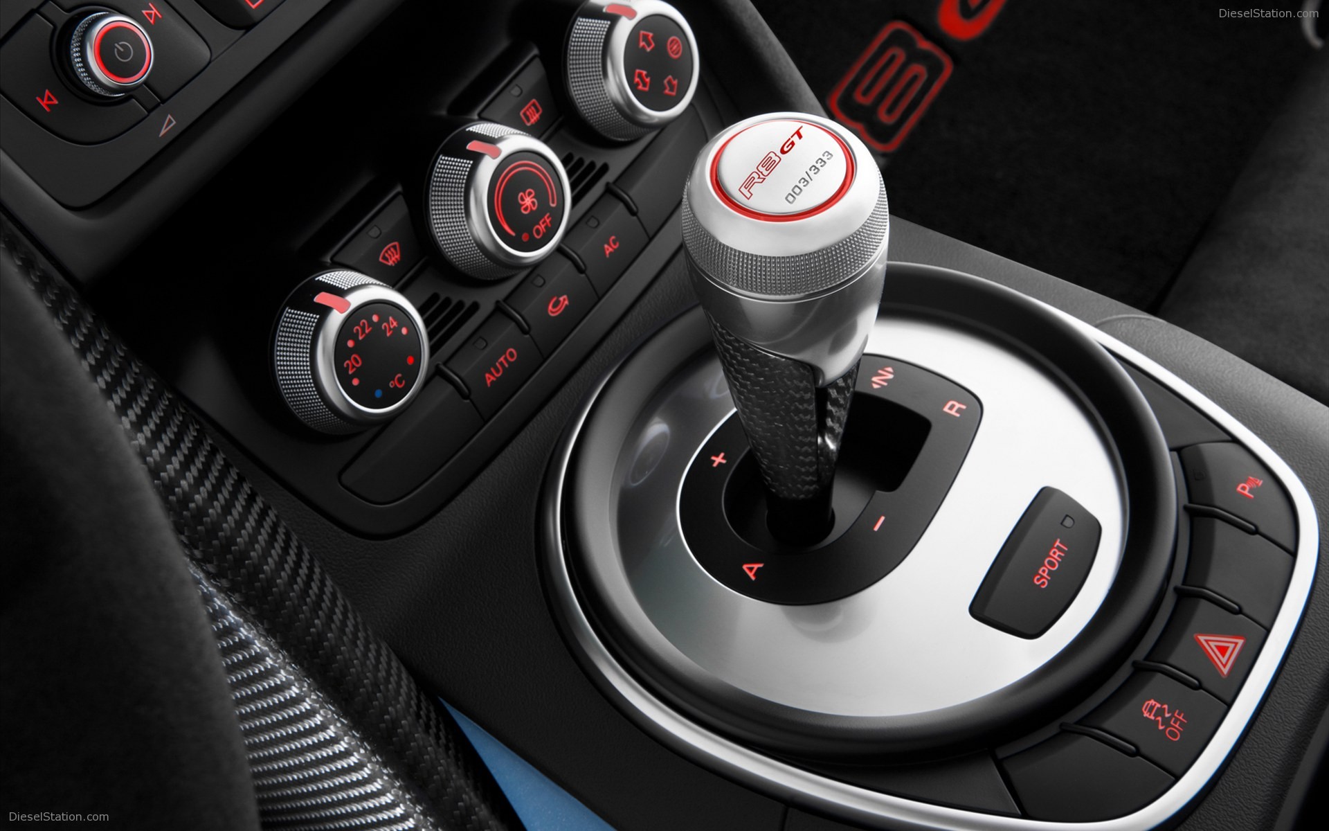 Audi R8 GT Spyder 2012