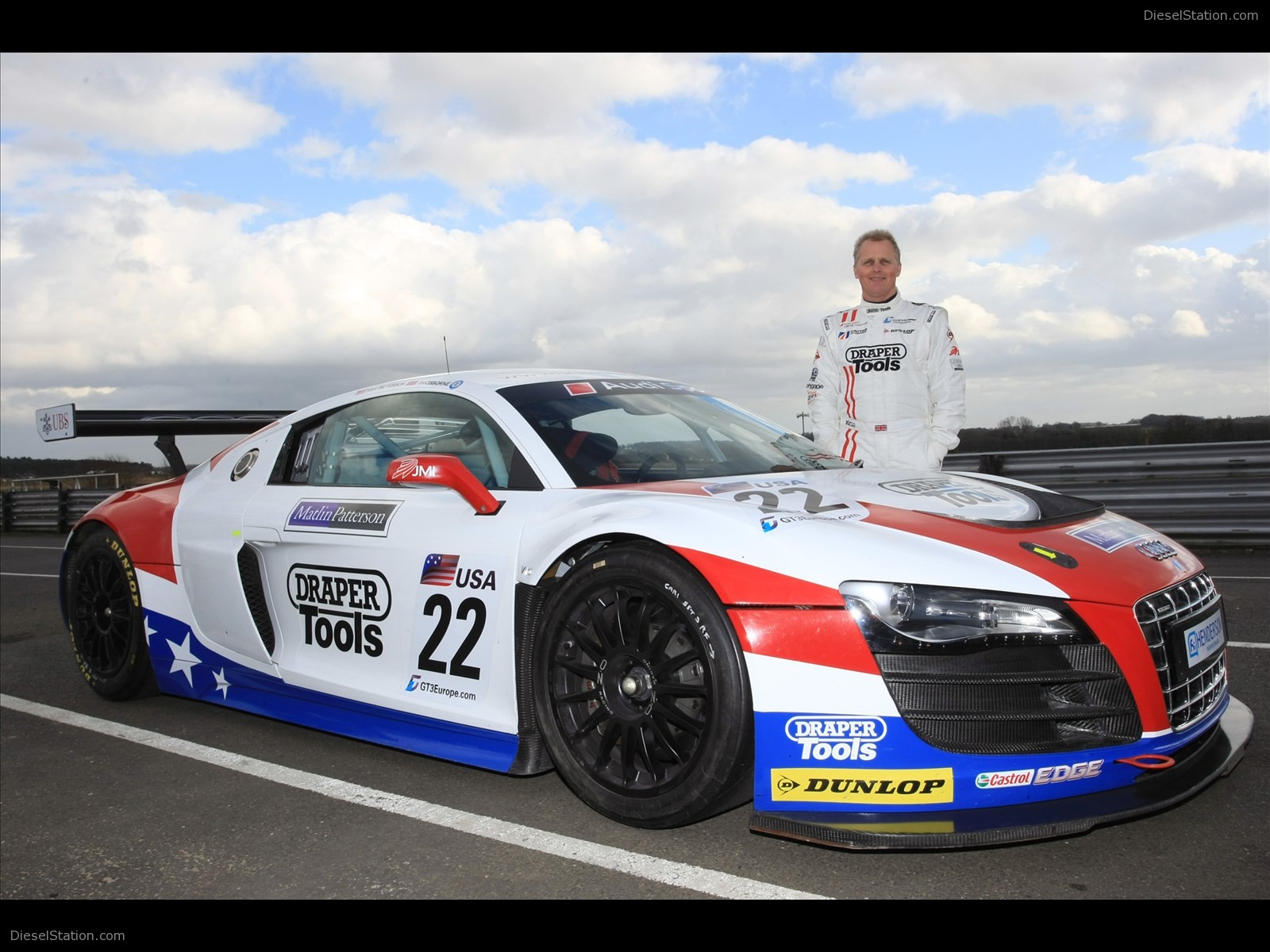 Audi R8 LMS 2011