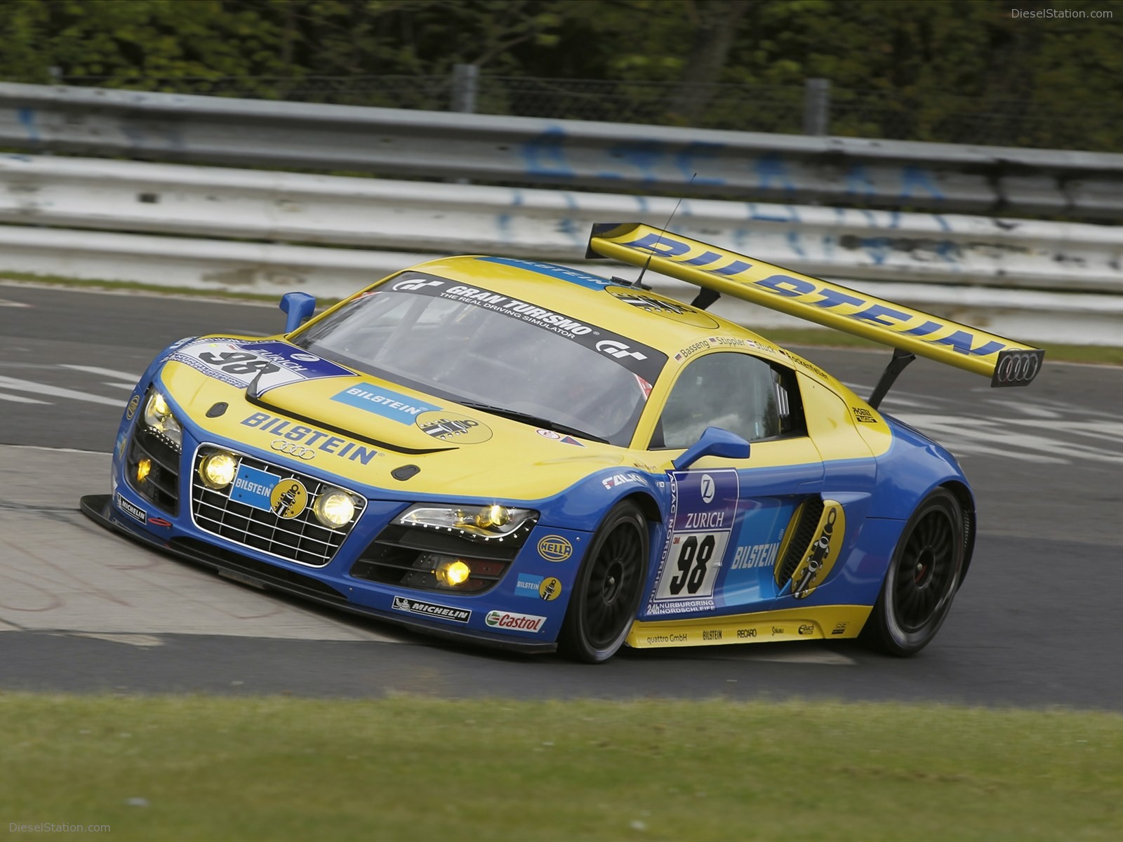 Audi R8 LMS 2011