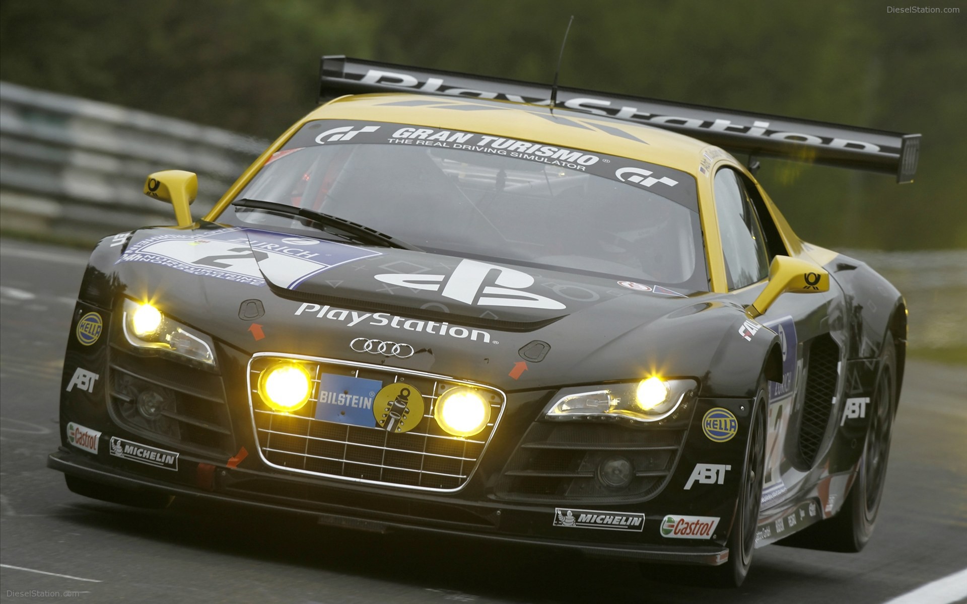 Audi R8 LMS 2011