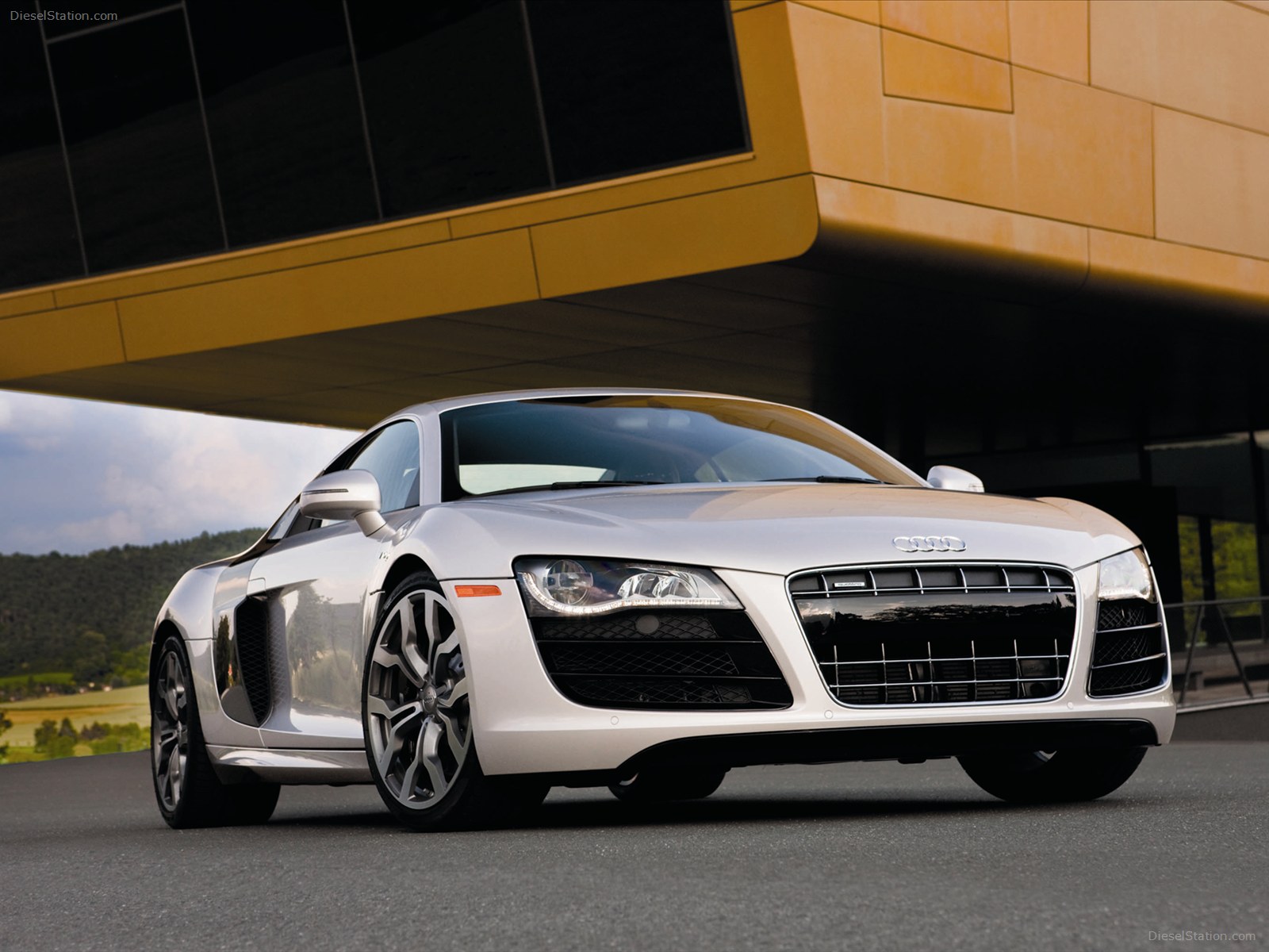 Audi R8 V10 5 2 FSI Quattro 2012