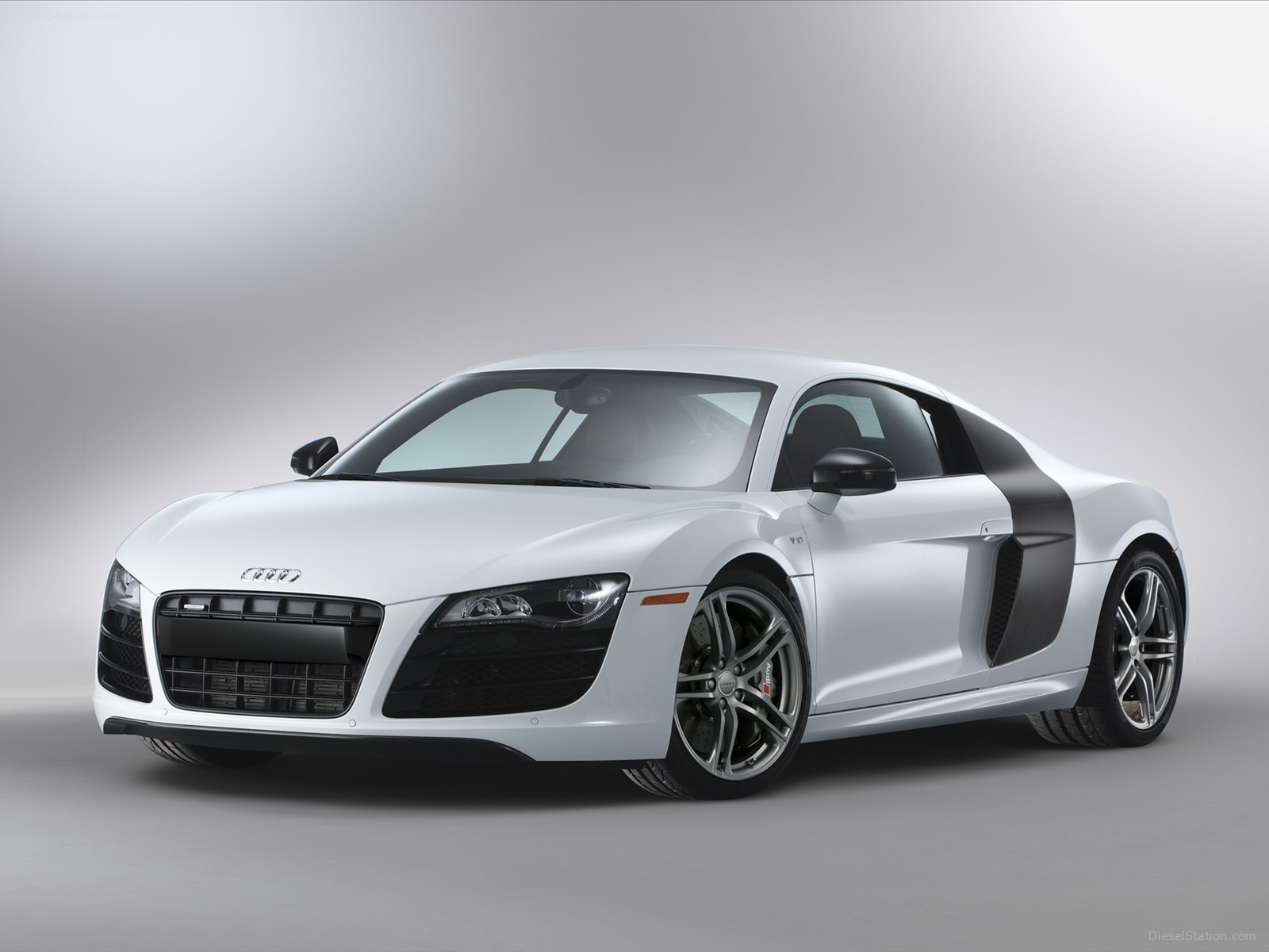 Audi R8 V10 5 2 FSI Quattro 2012