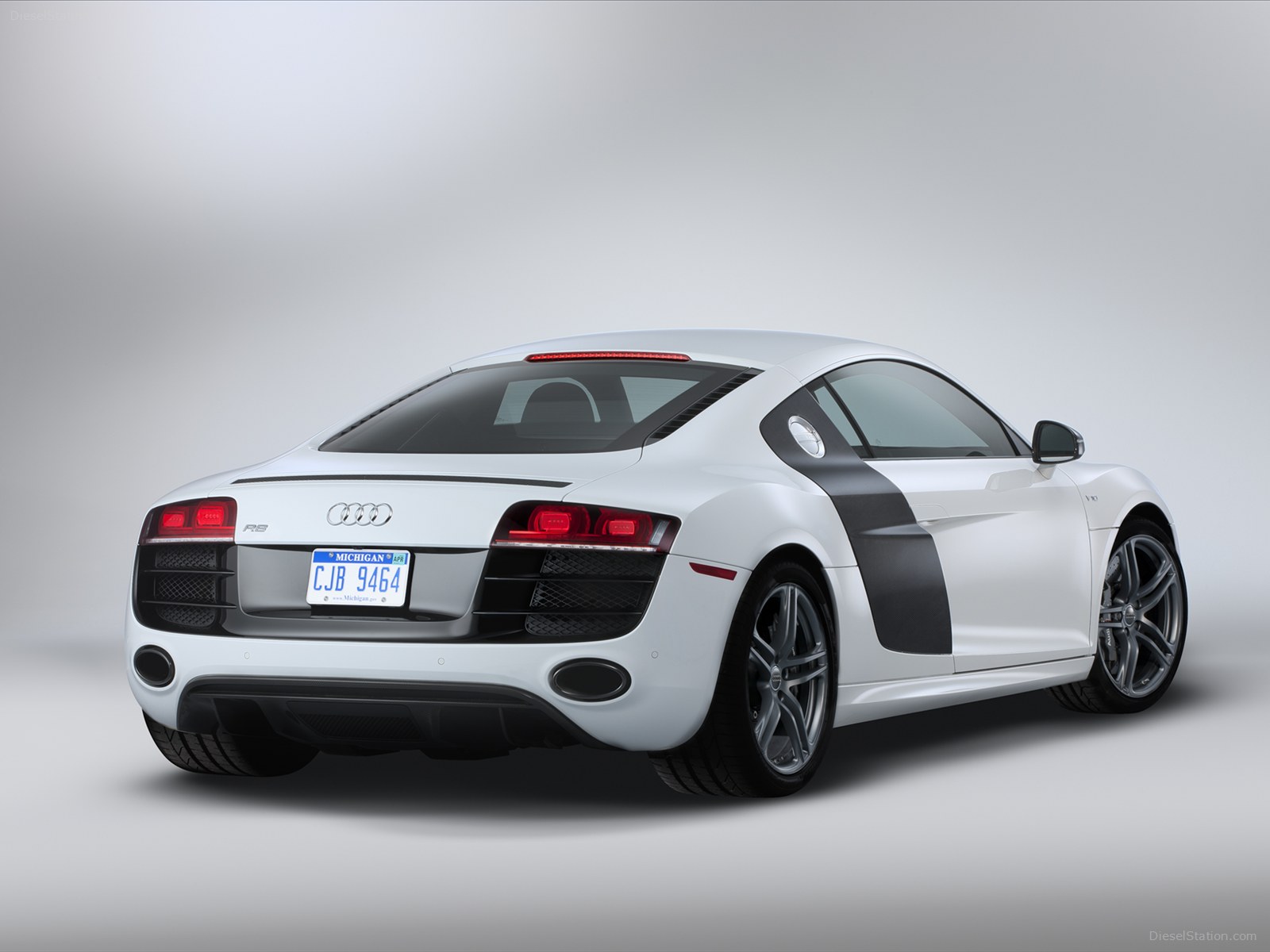 Audi R8 V10 5 2 FSI Quattro 2012