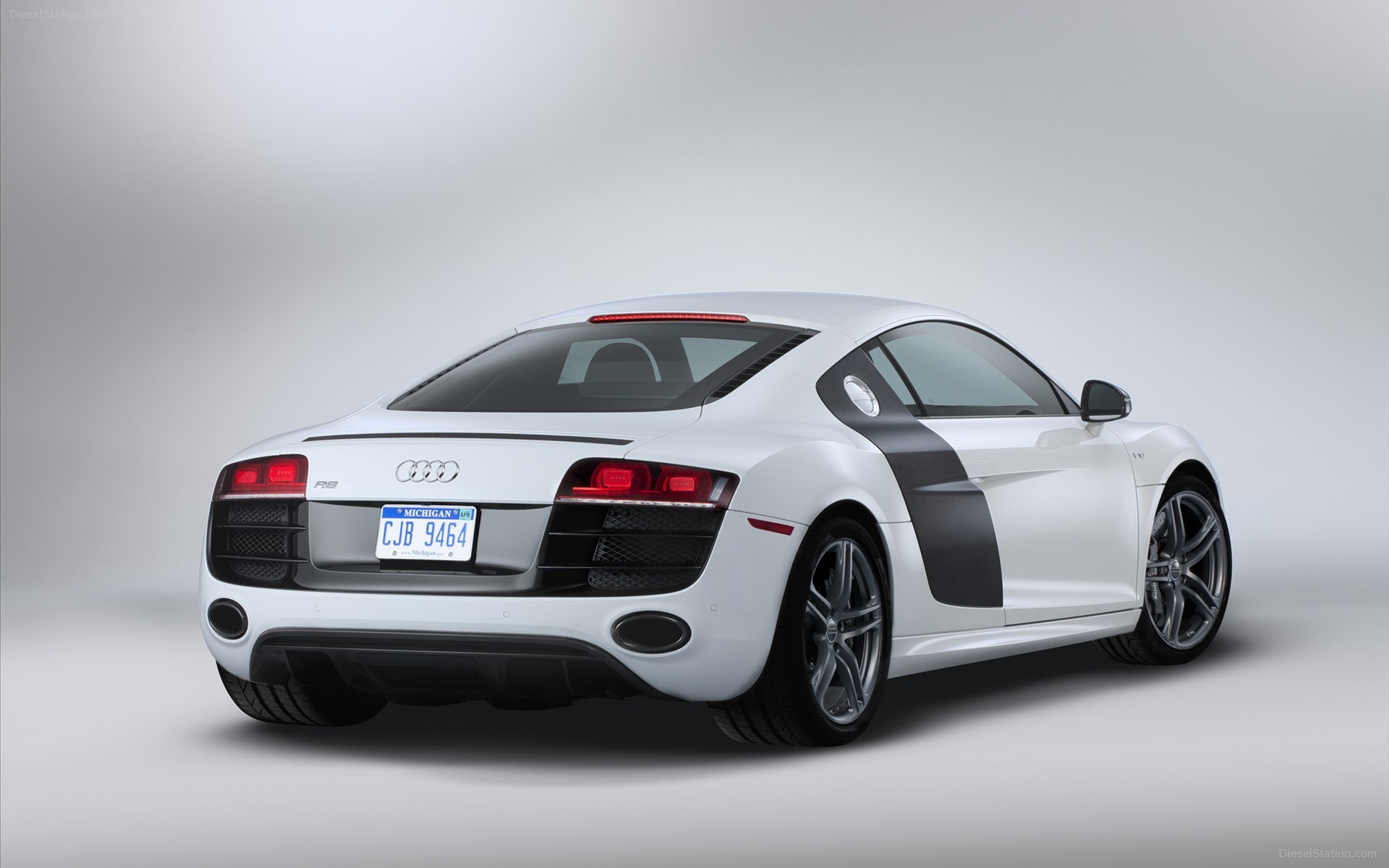 Audi R8 V10 5 2 FSI Quattro 2012
