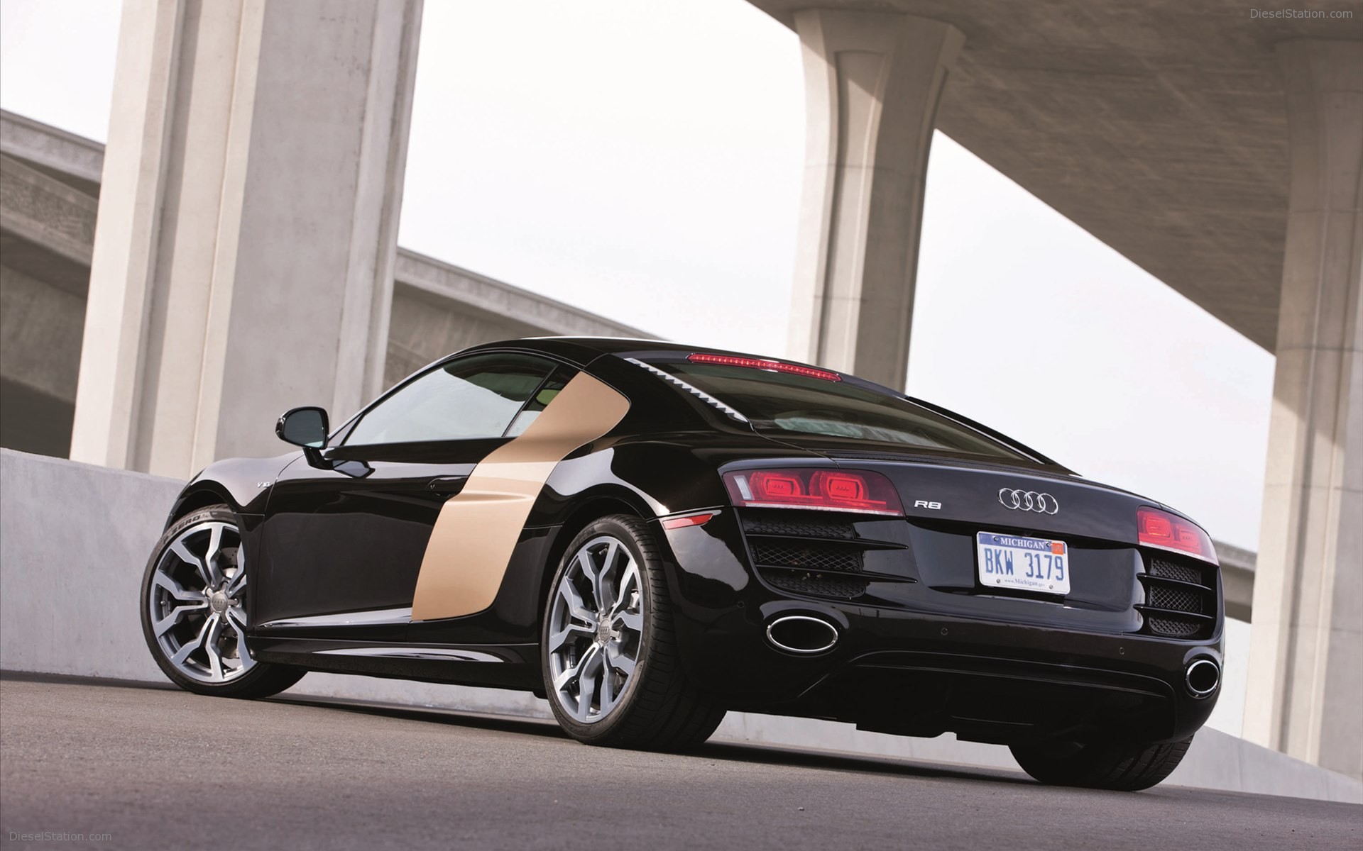 Audi R8 V10 FSI Quattro 2012