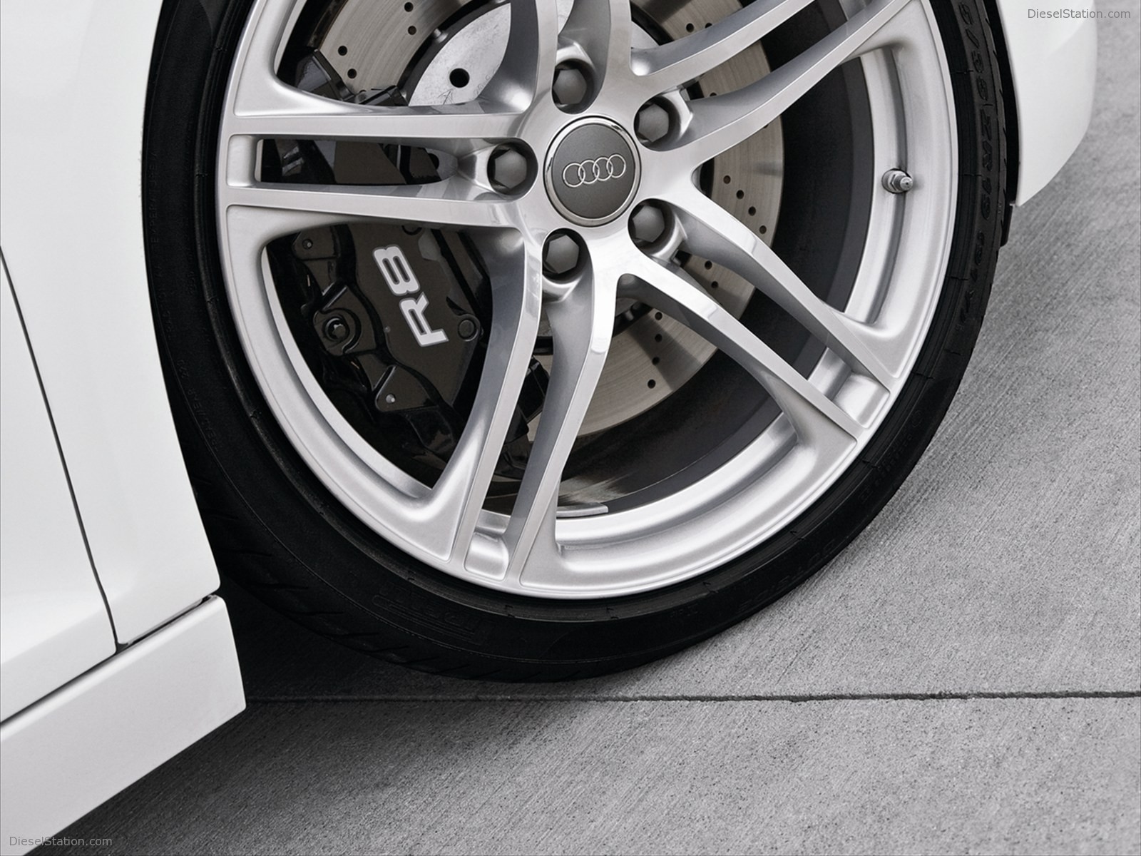 Audi R8 (V8) 4.2 FSI quattro 2011