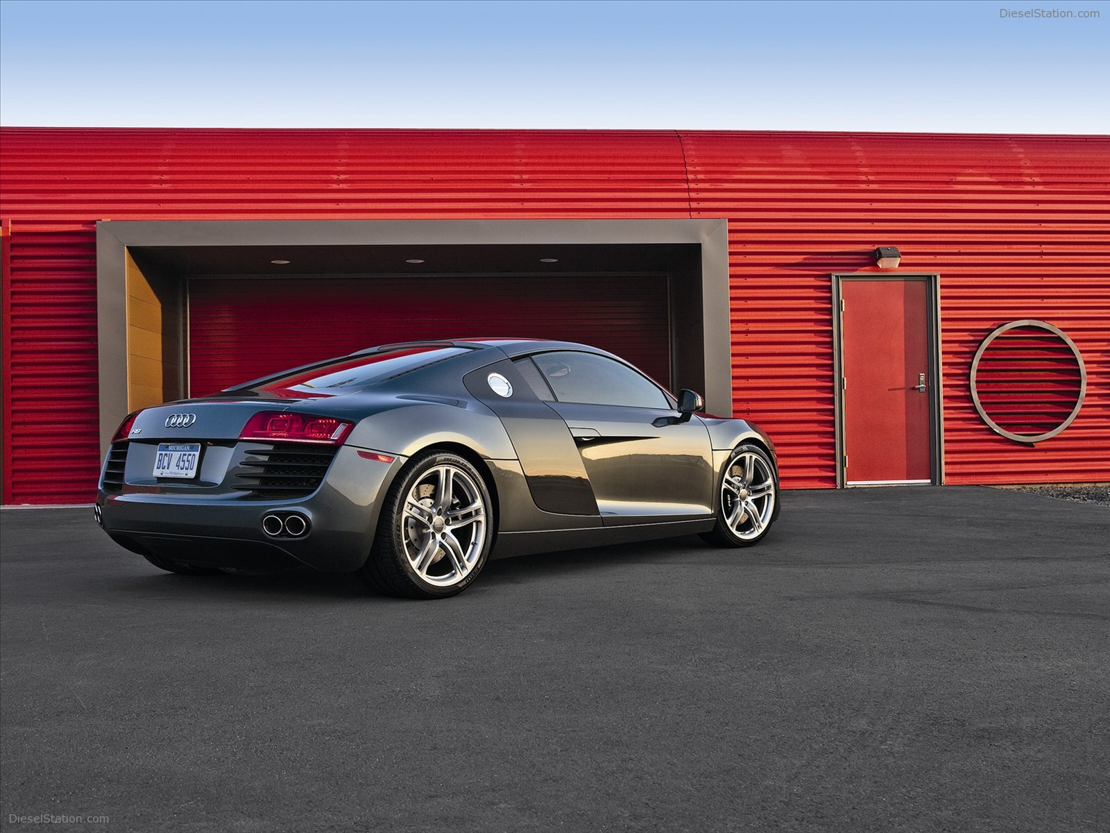Audi R8 (V8) 4.2 FSI quattro 2011