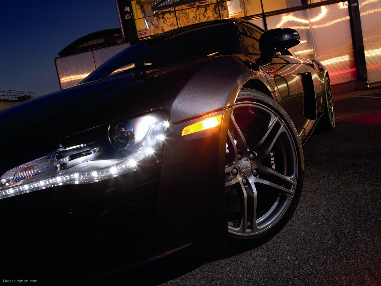 Audi R8 (V8) 4.2 FSI quattro 2011