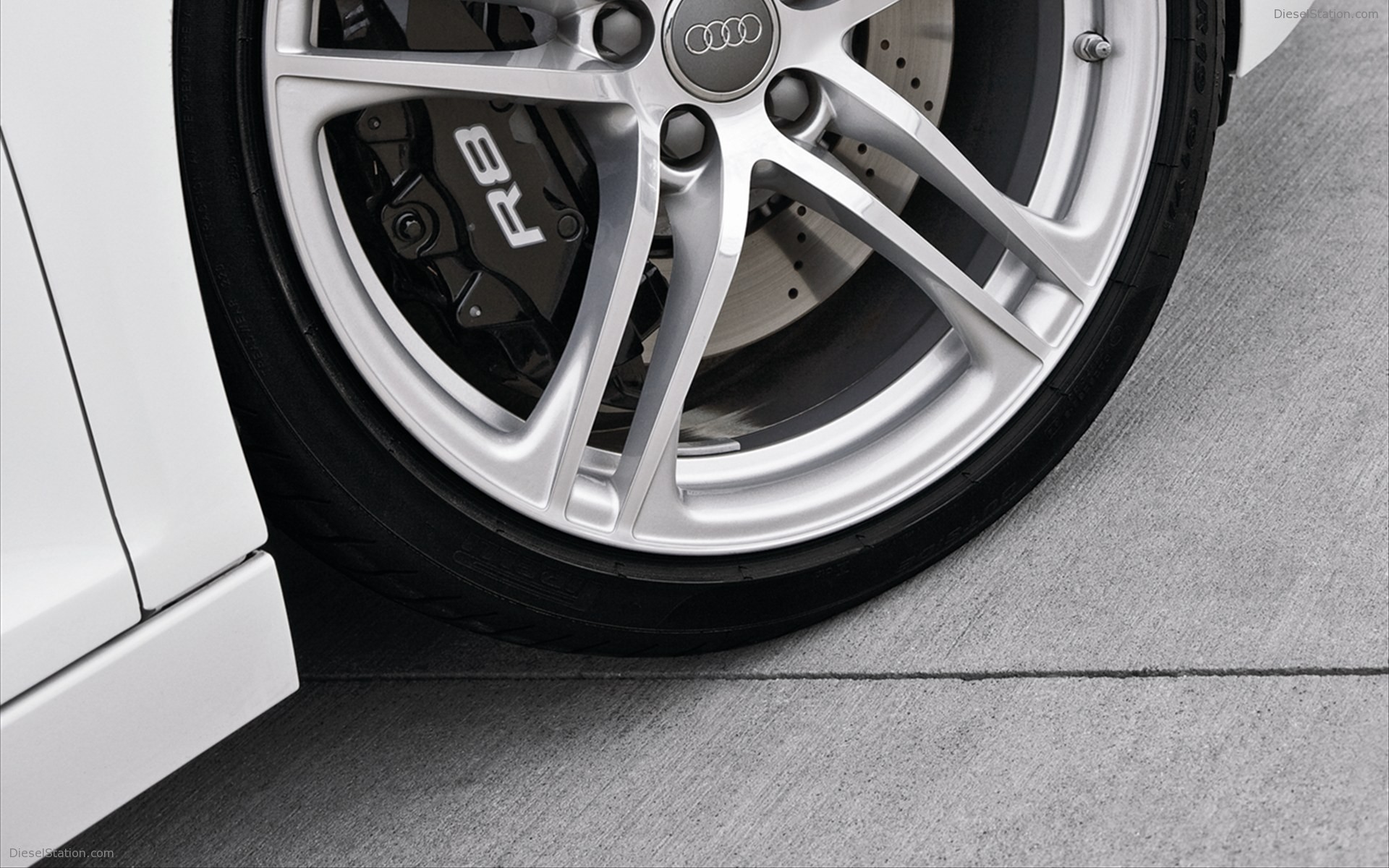 Audi R8 (V8) 4.2 FSI quattro 2011