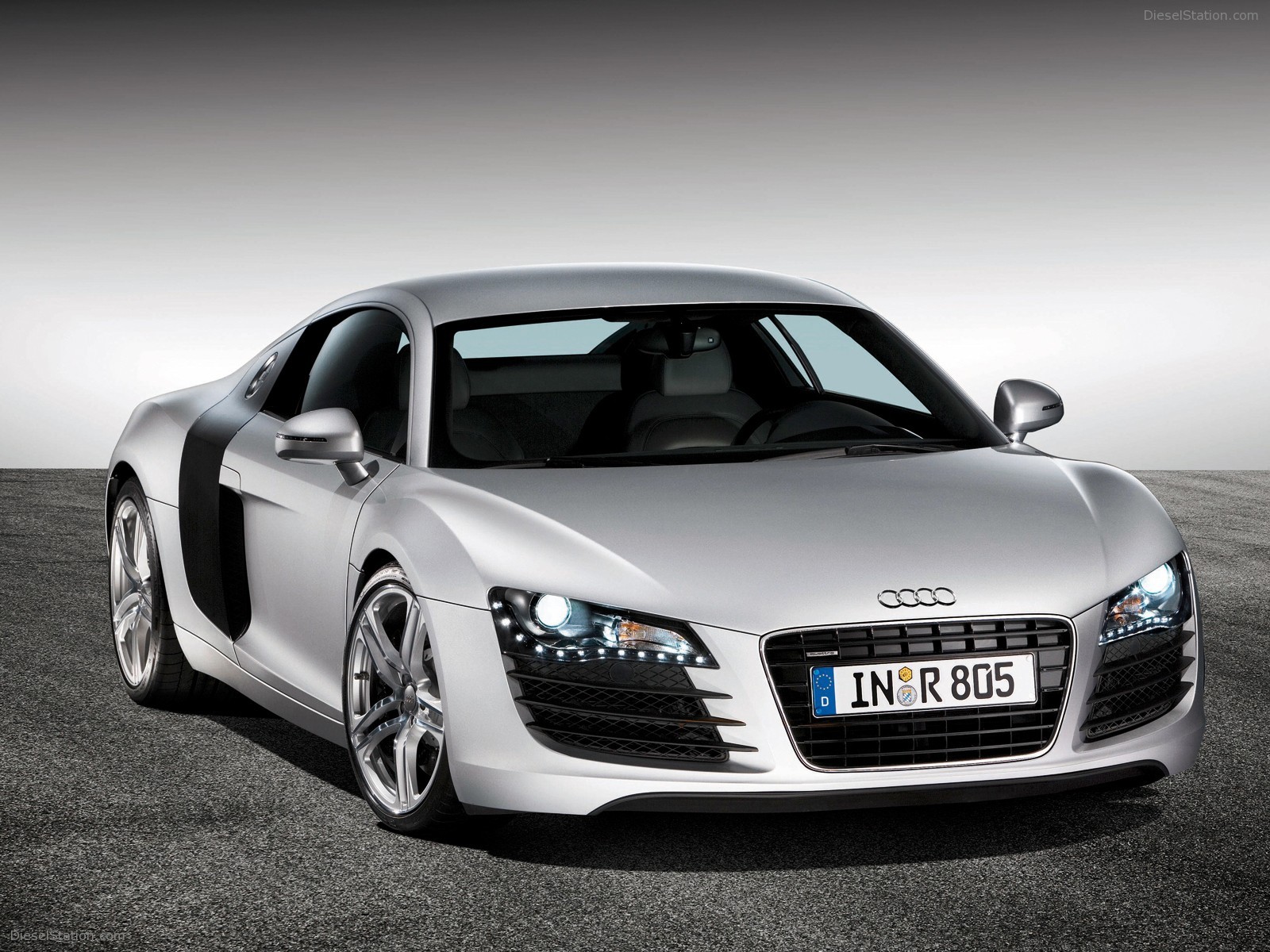 Audi R8