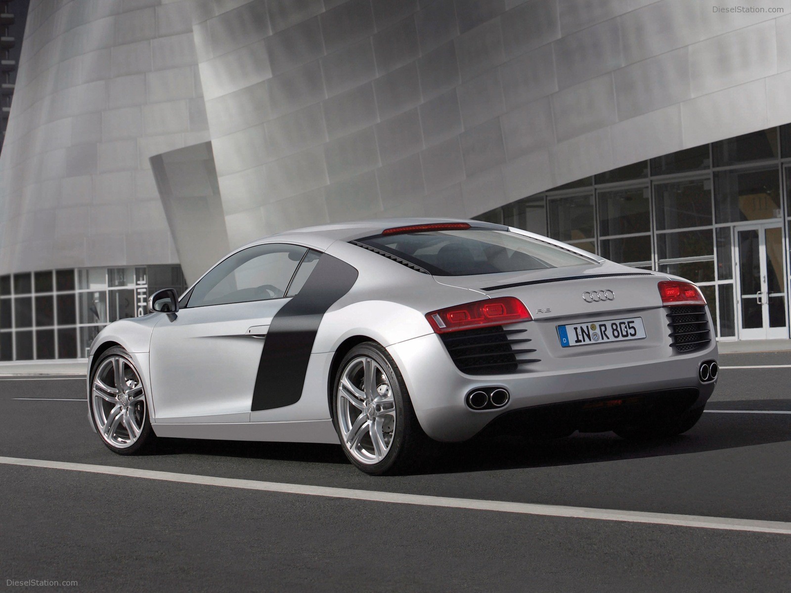 Audi R8