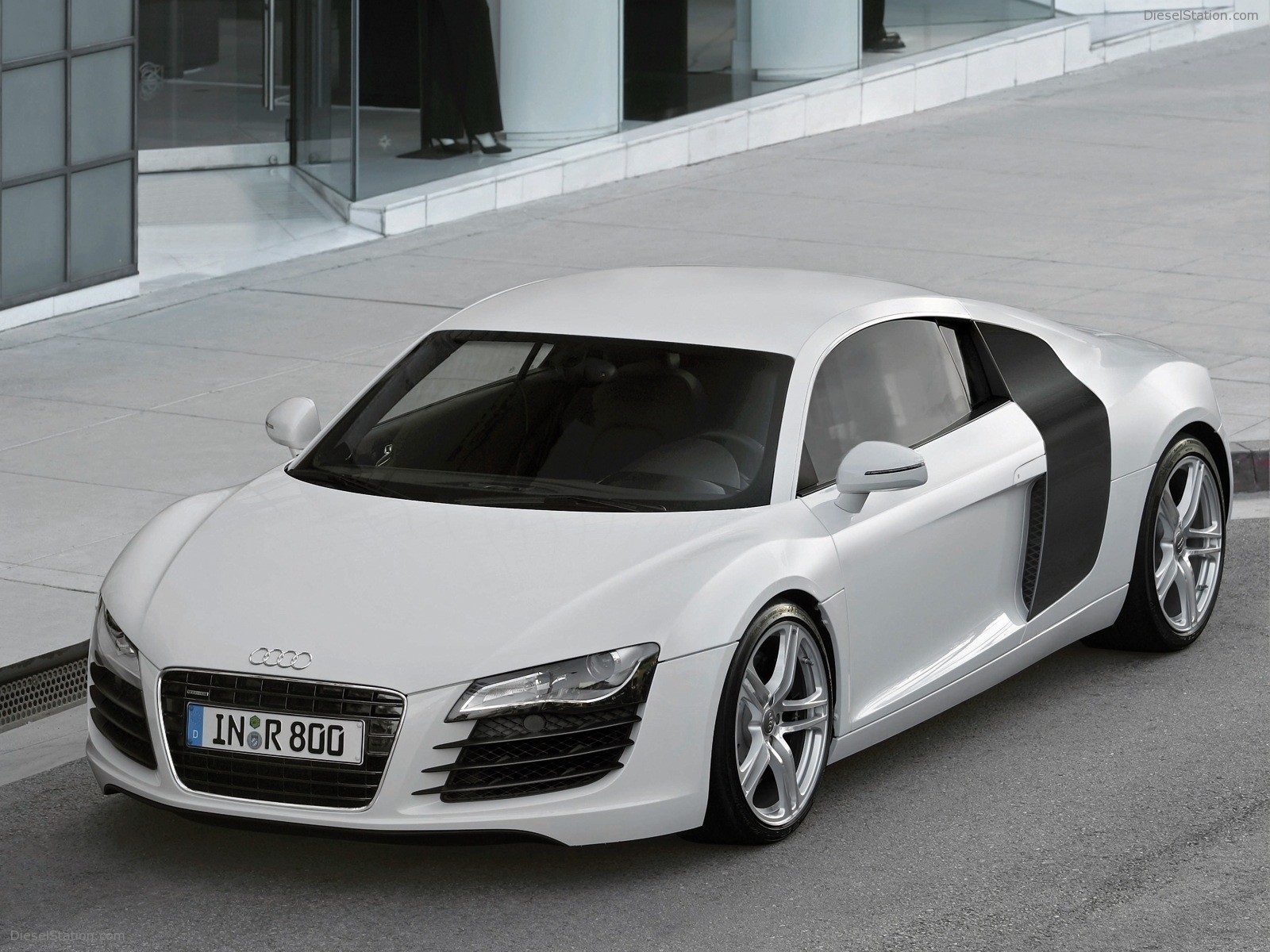 Audi R8