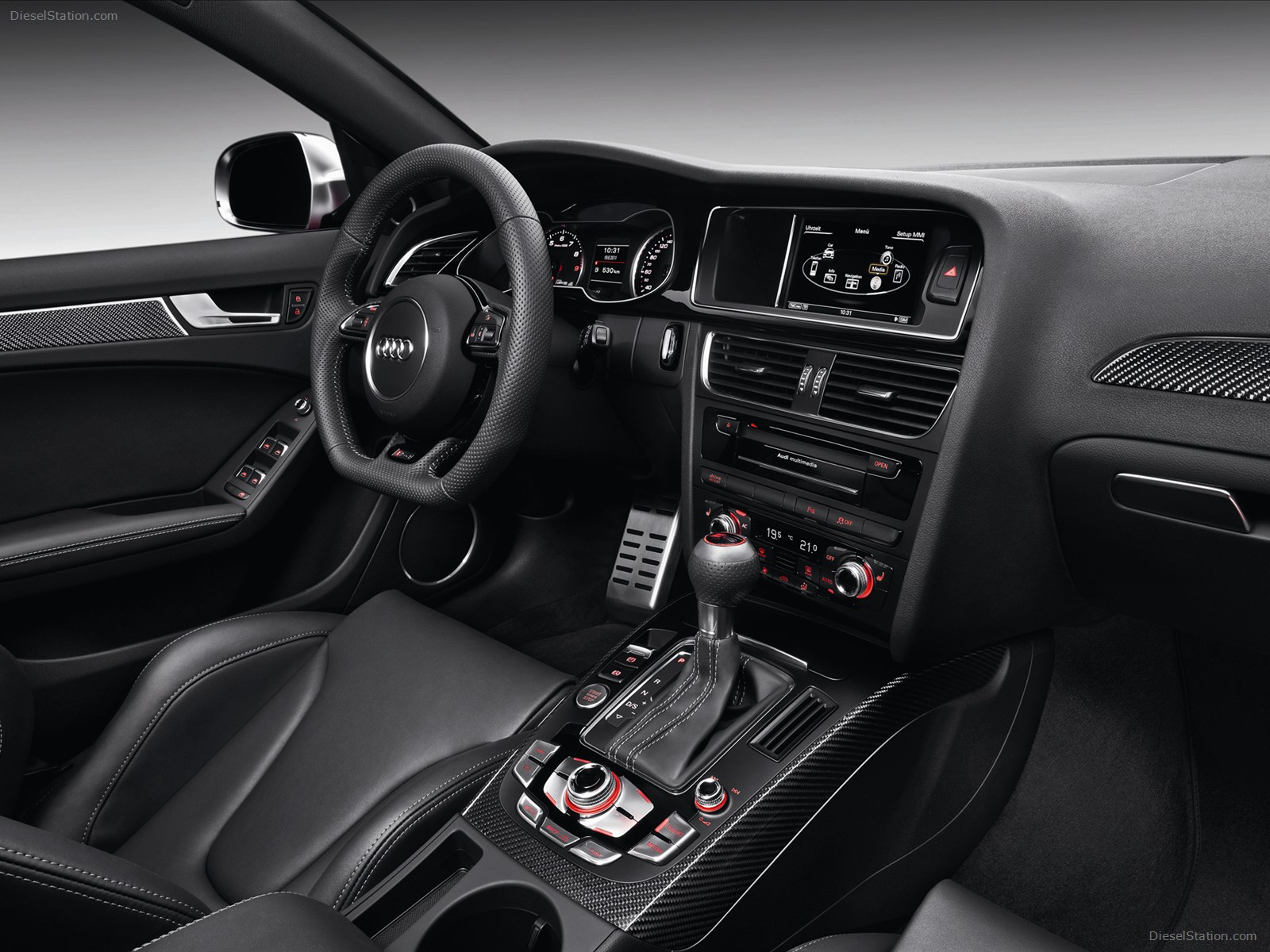 Audi RS4 Avant 2013