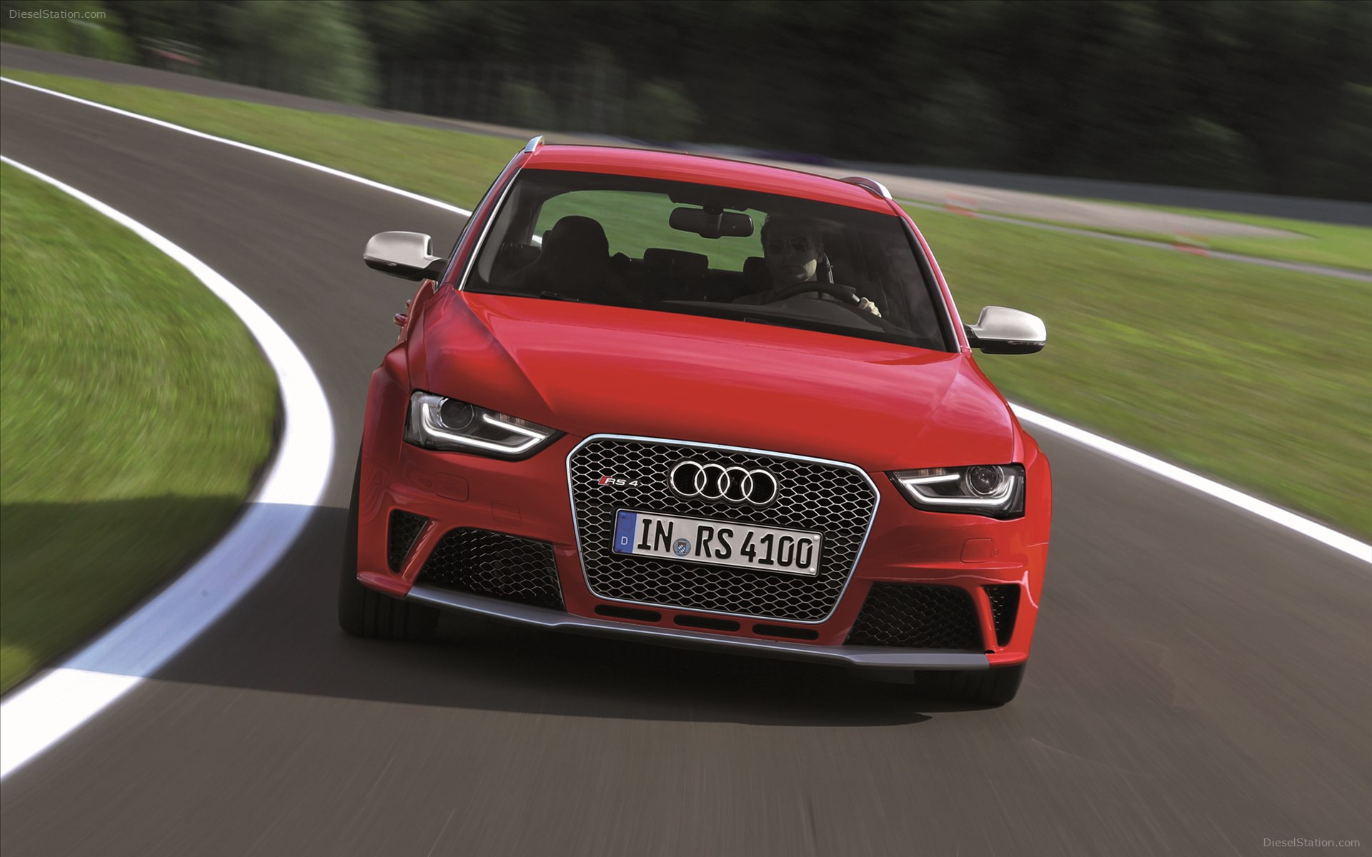 Audi RS4 Avant 2013