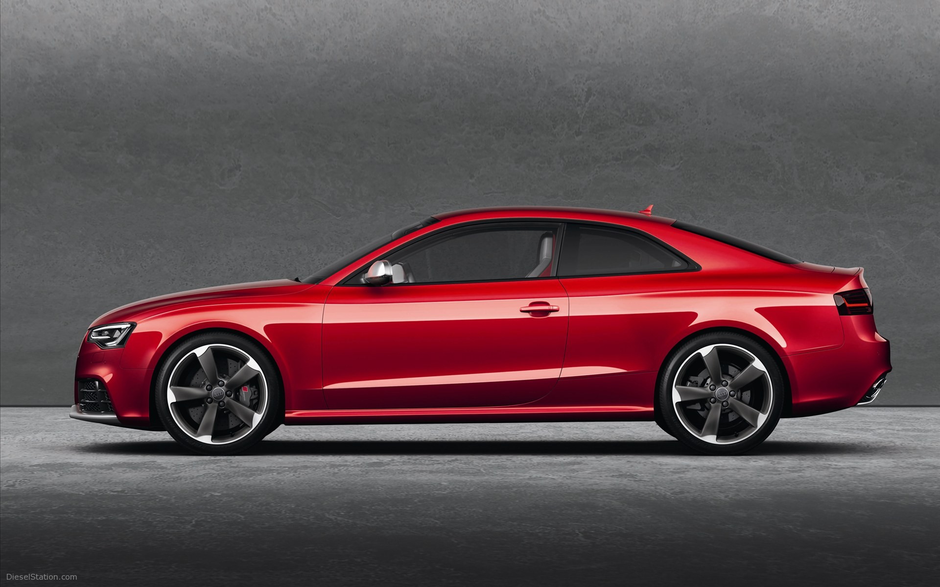 Audi RS5 2012