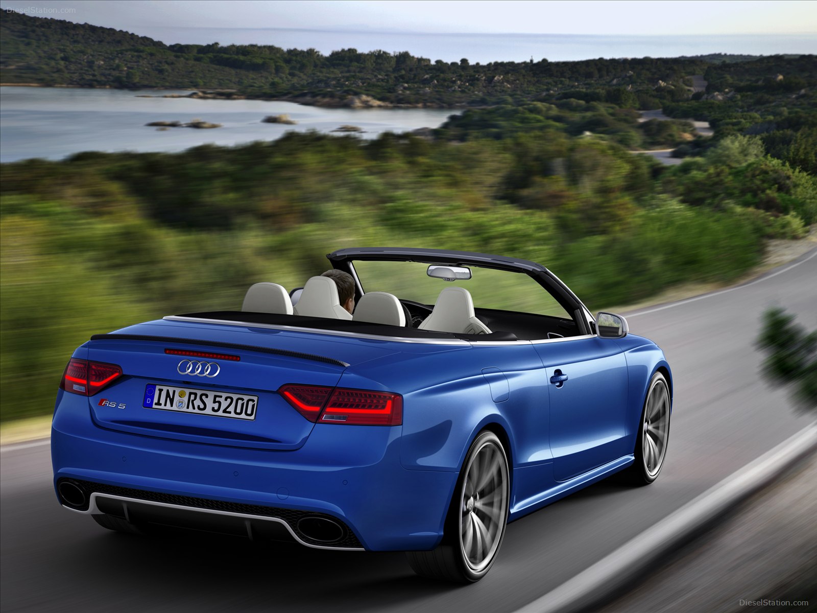 Audi RS5 Cabriolet 2014