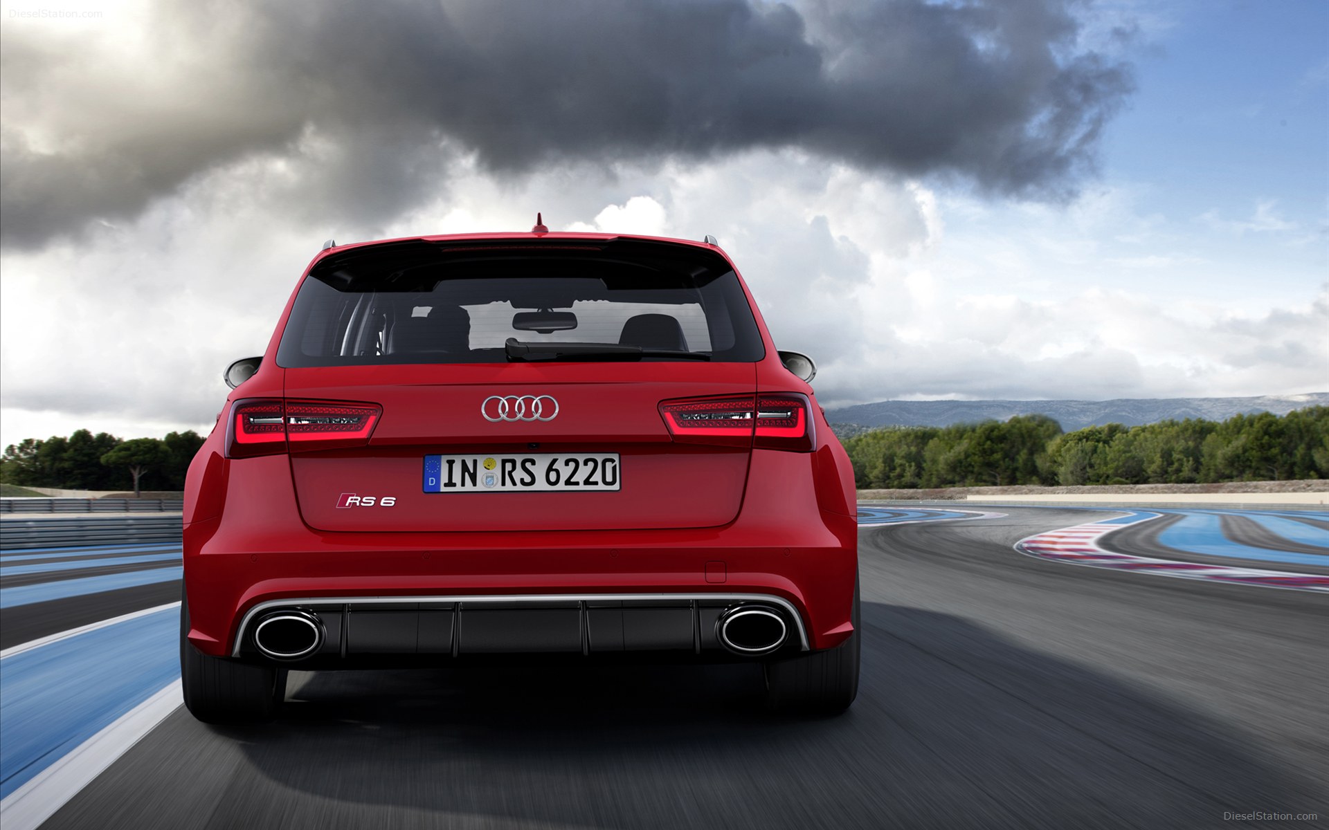 Audi RS6 Avant 2014