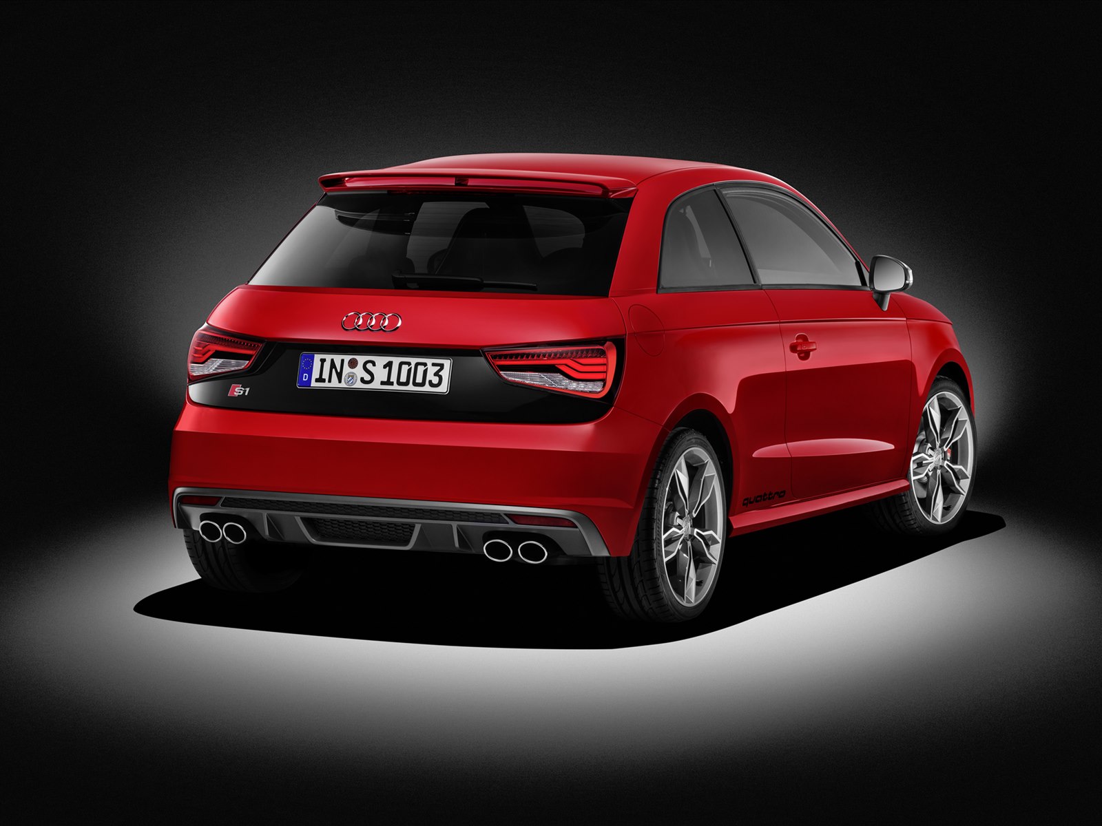 Audi S1 2015