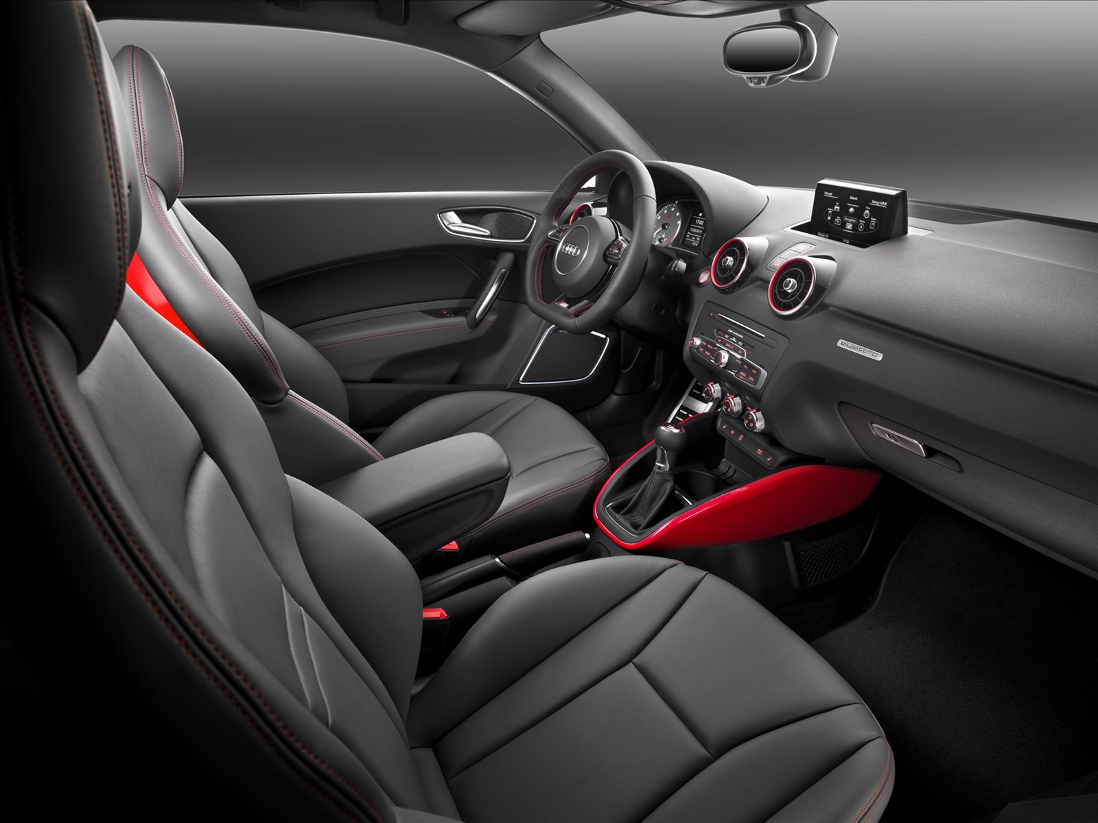 Audi S1 2015