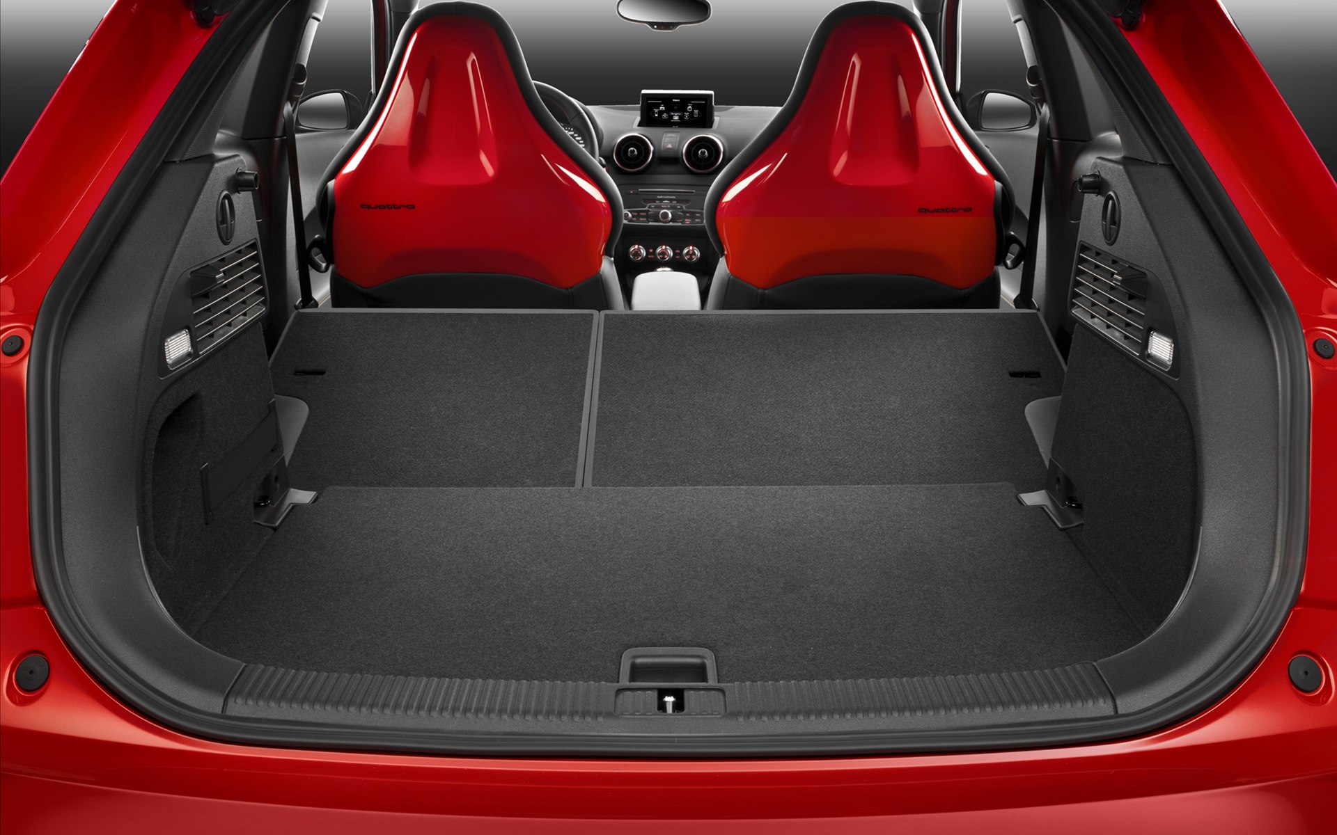 Audi S1 2015