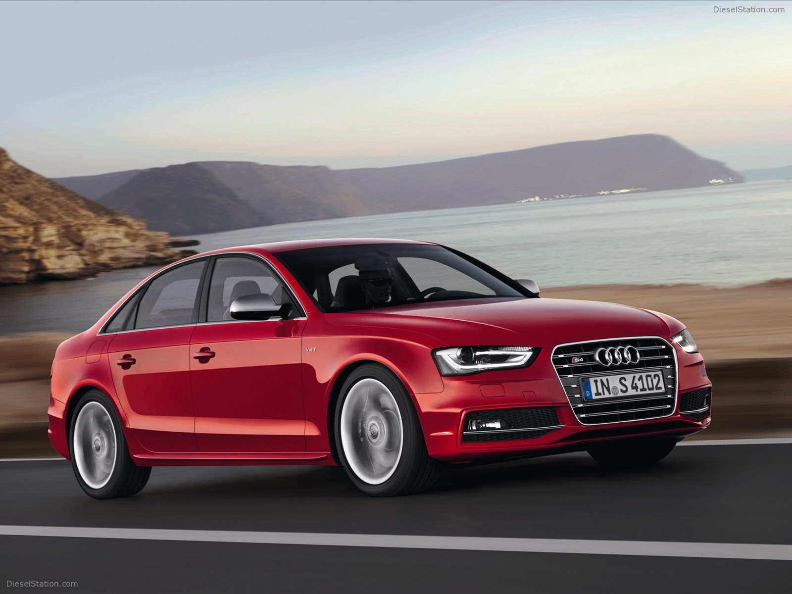 Audi S4 2013
