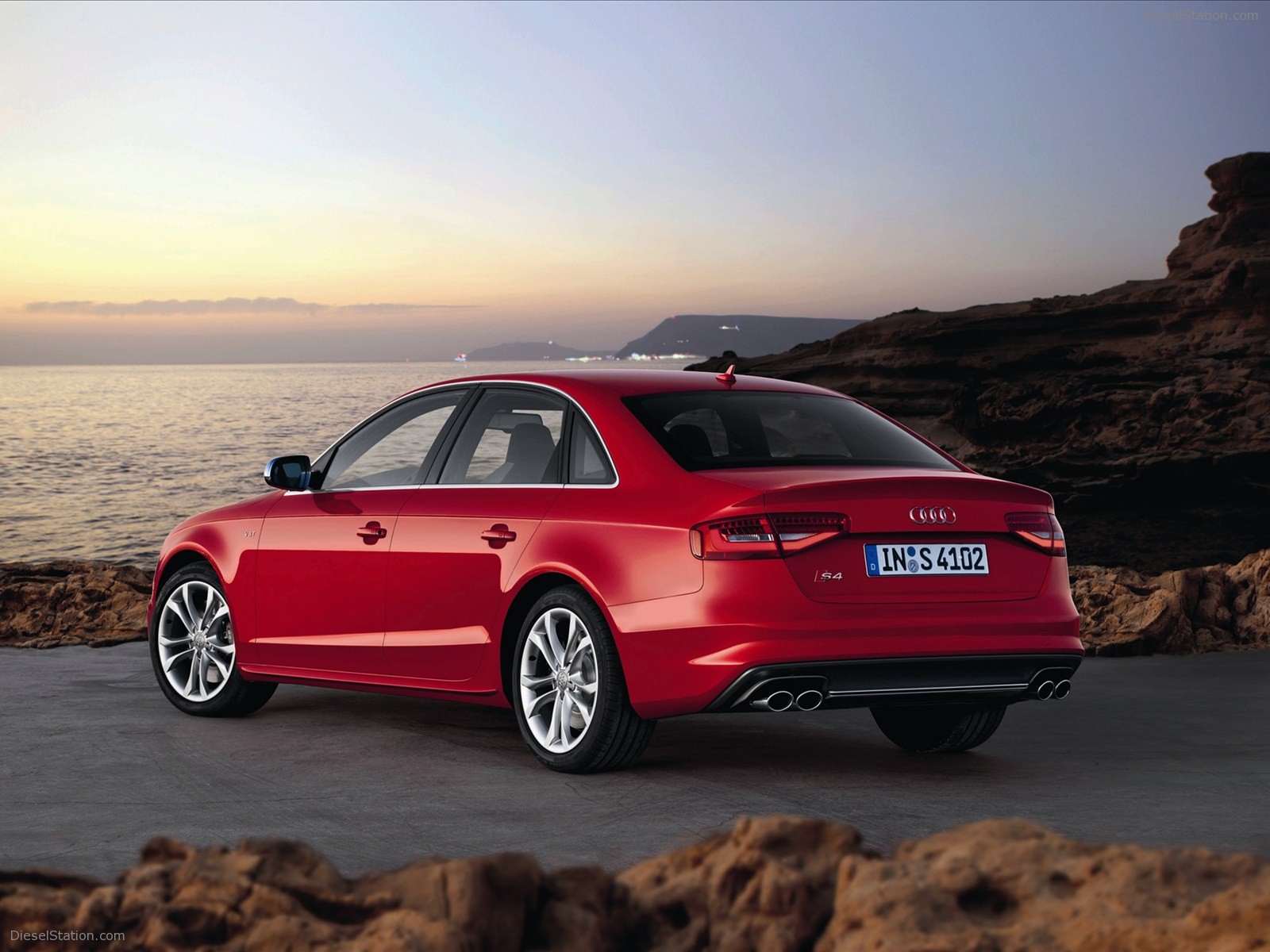 Audi S4 2013