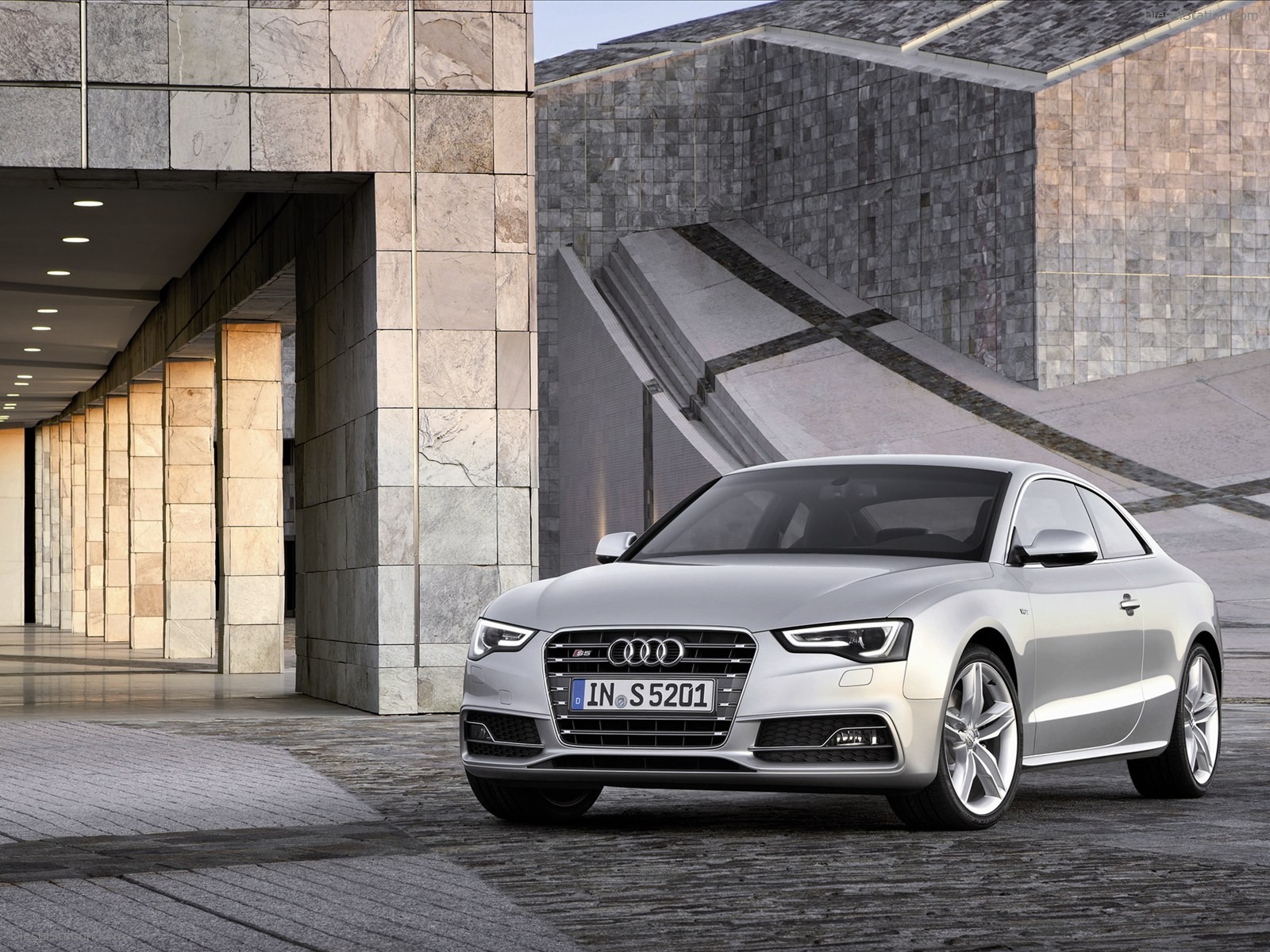Audi S5 2013
