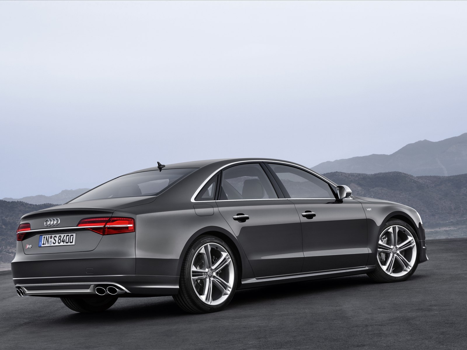 Audi S8 2014