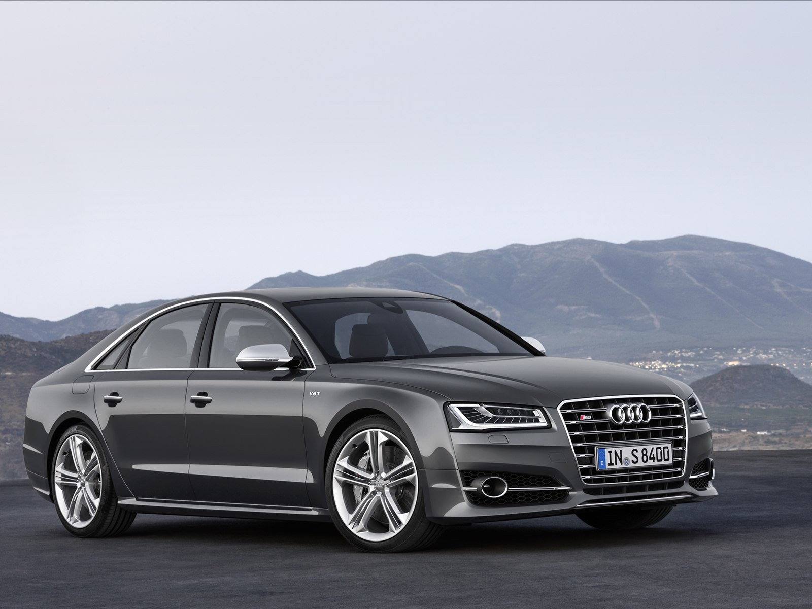 Audi S8 2014