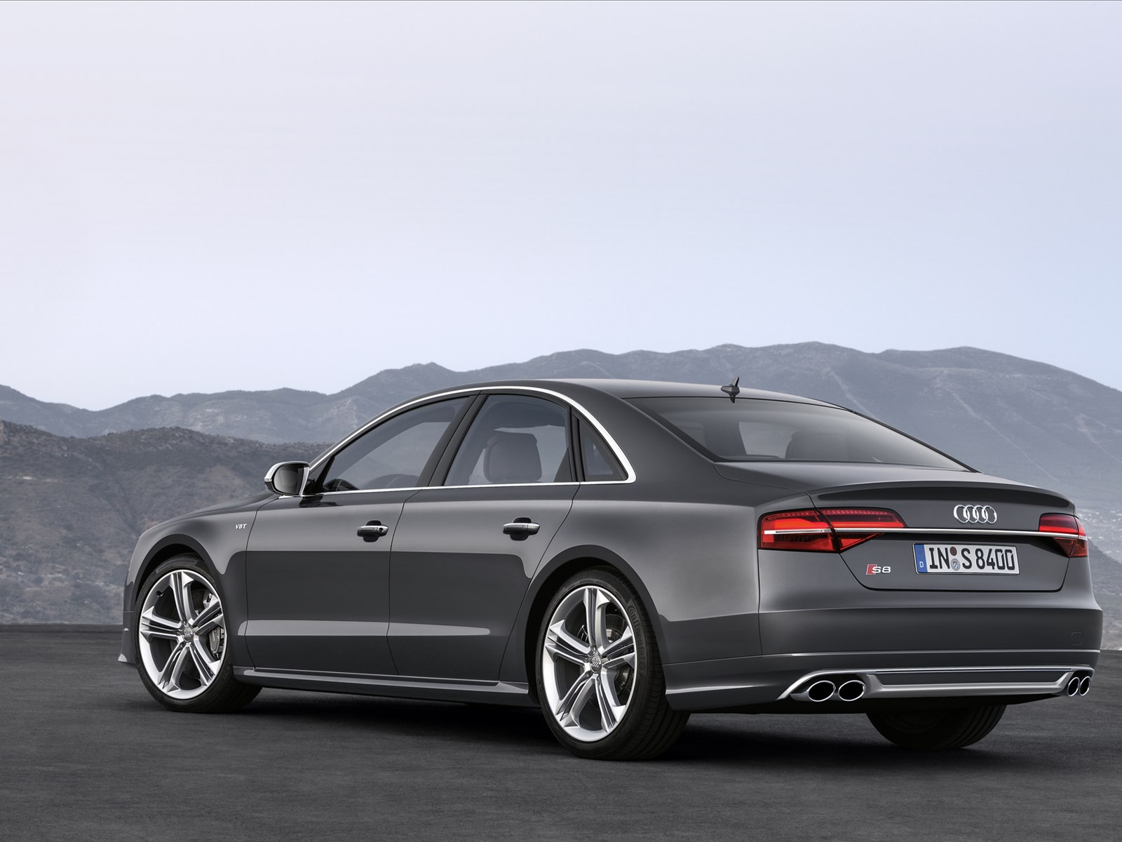 Audi S8 2014