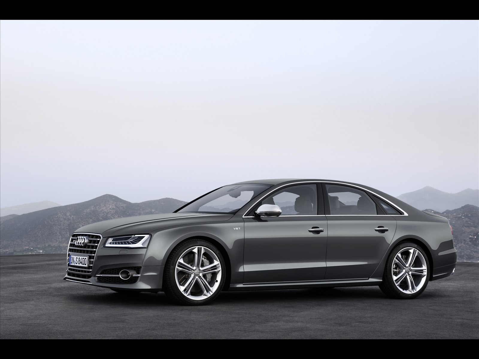 Audi S8 2014