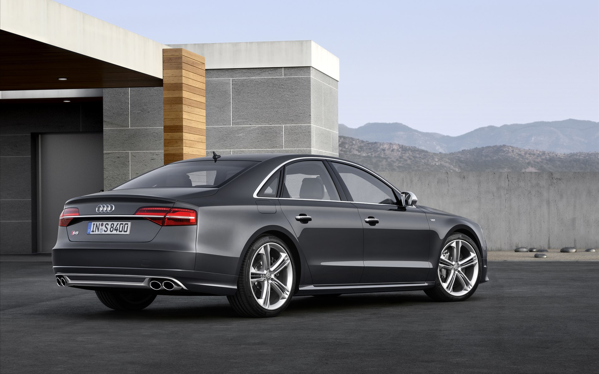Audi S8 2014