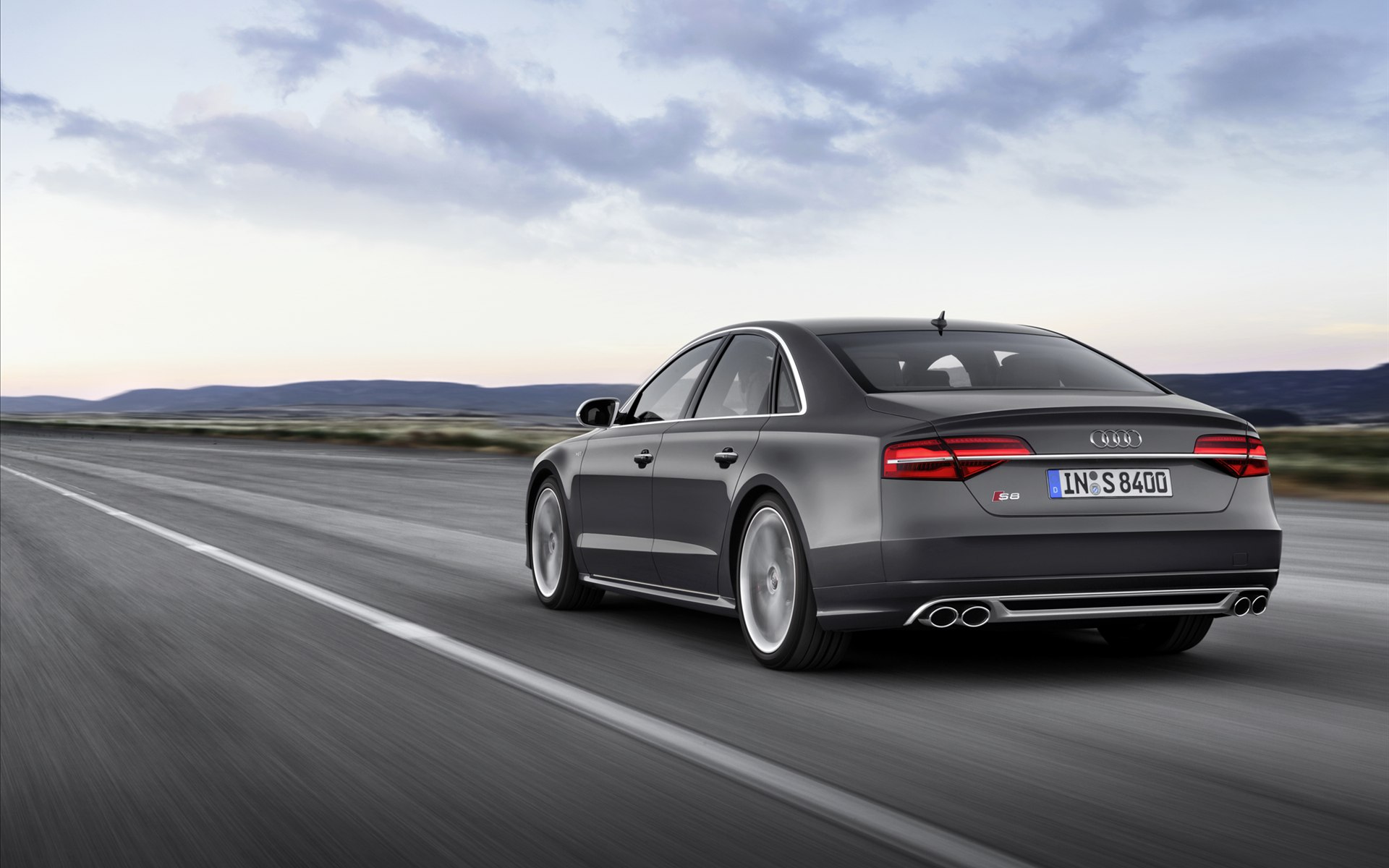 Audi S8 2014