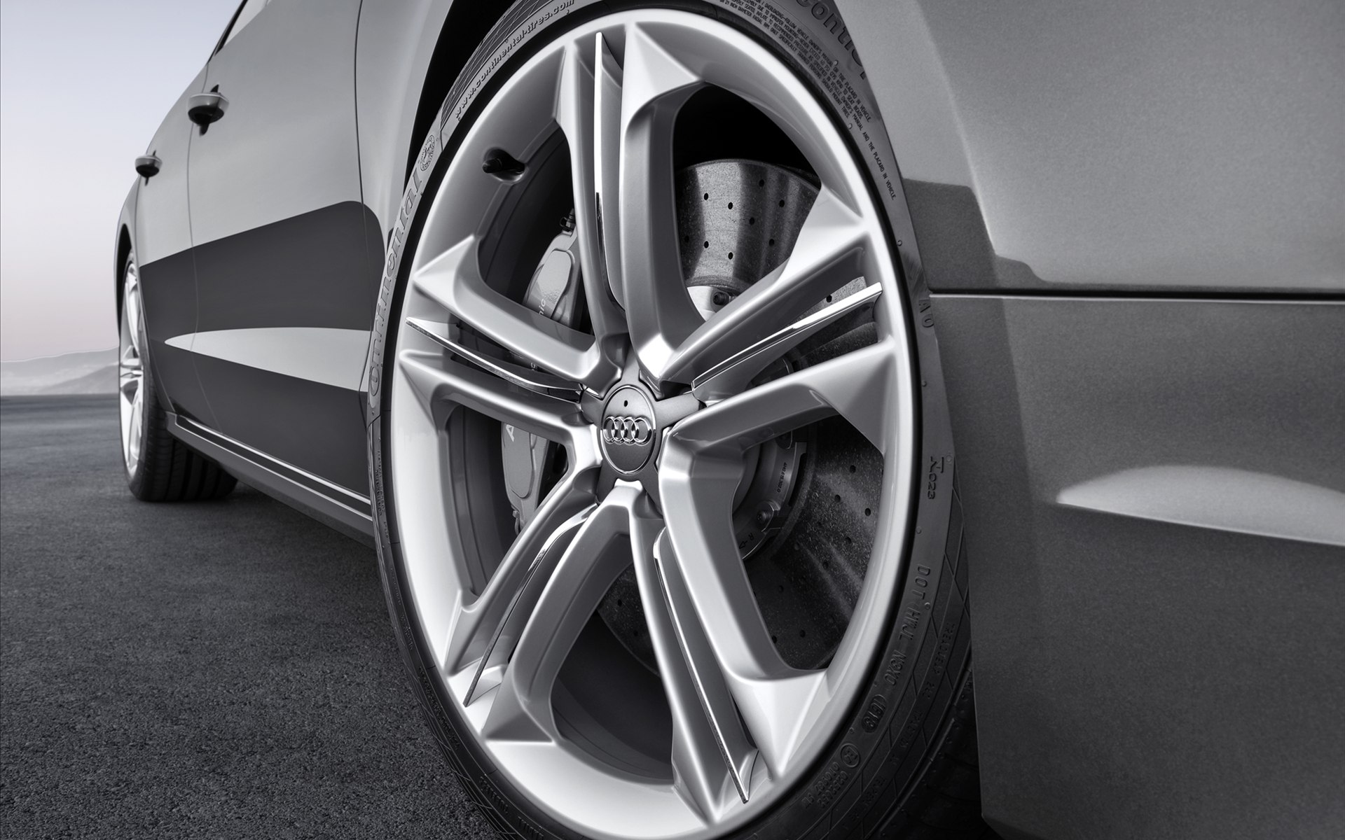 Audi S8 2014