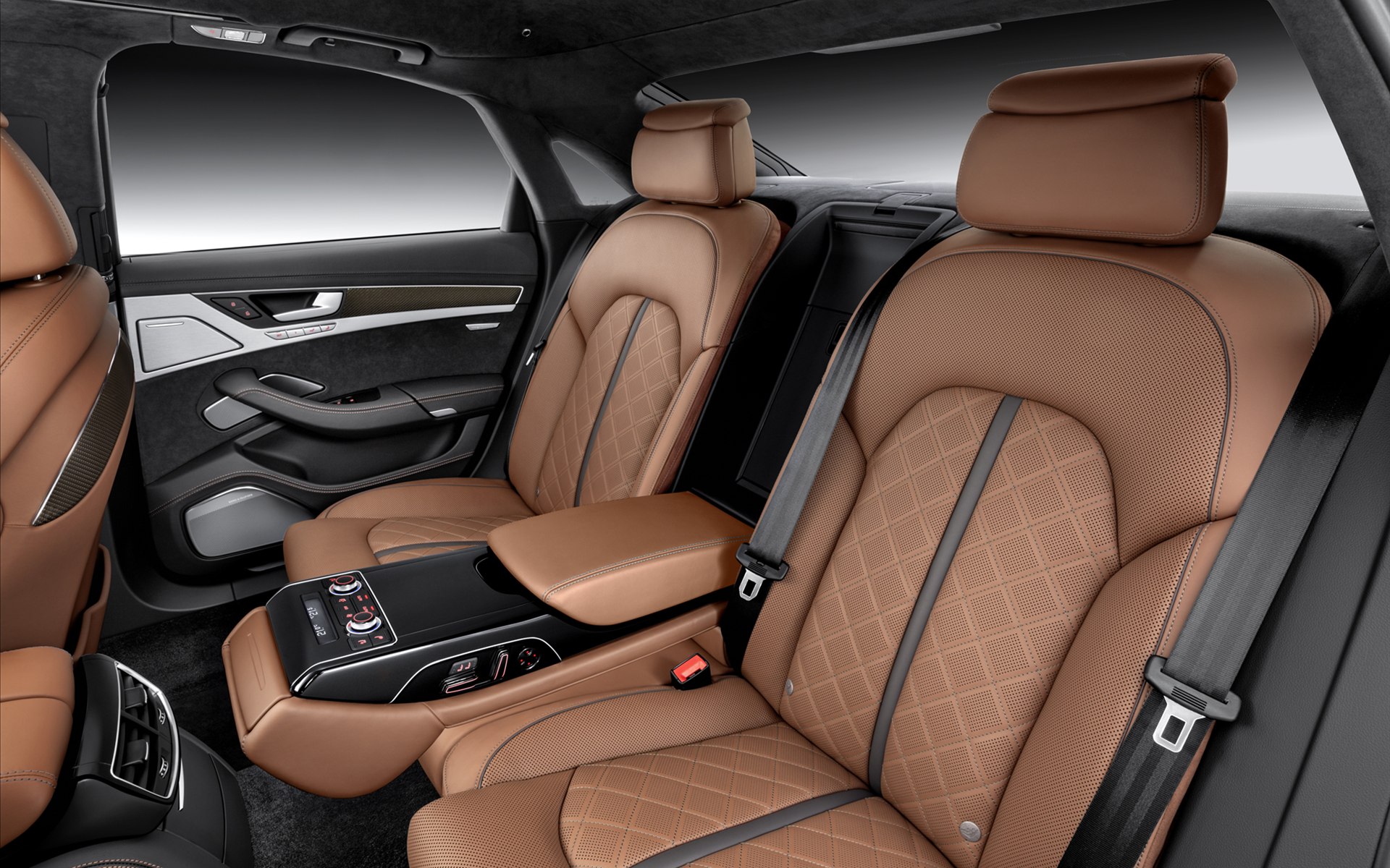 Audi S8 2014