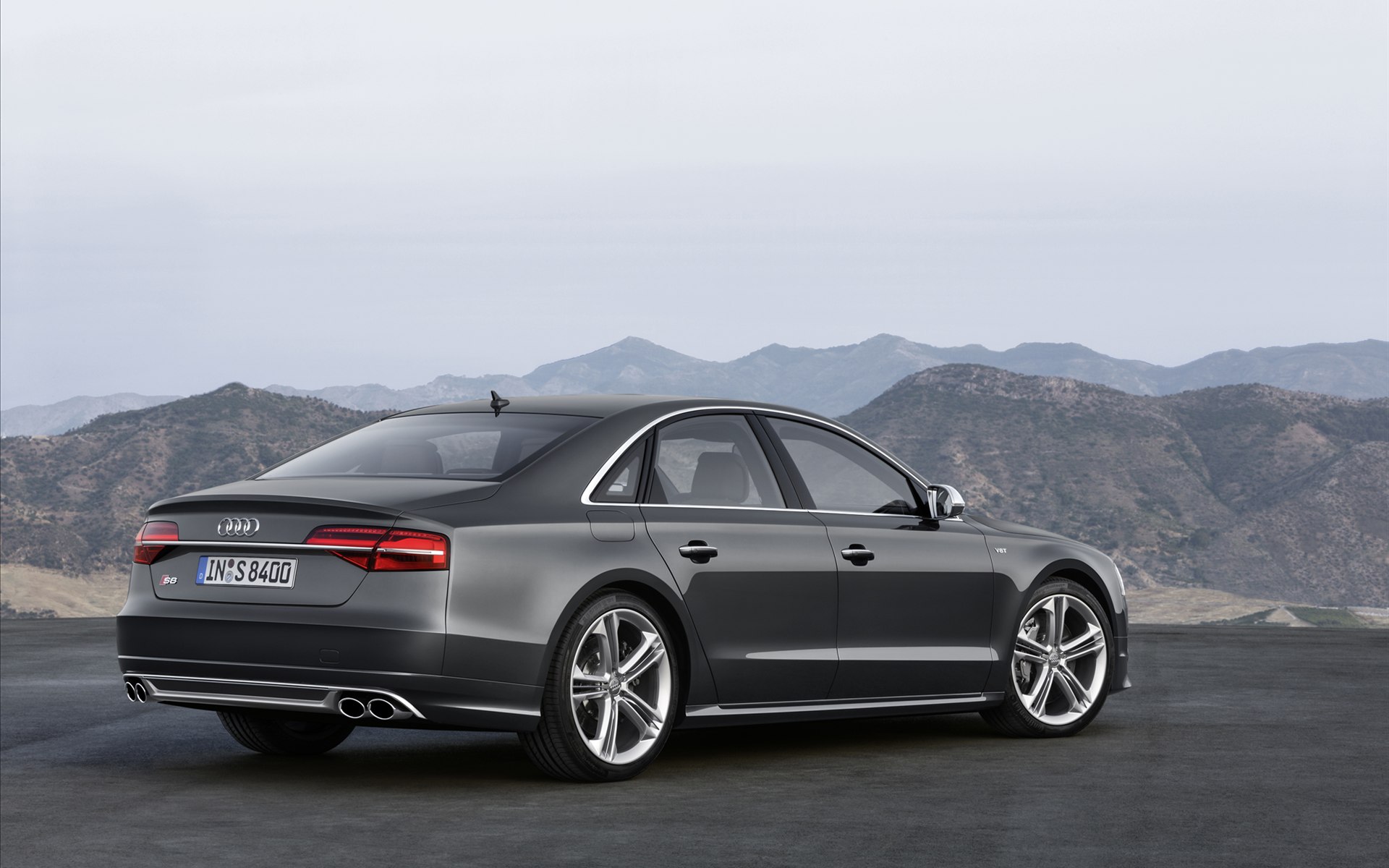 Audi S8 2014