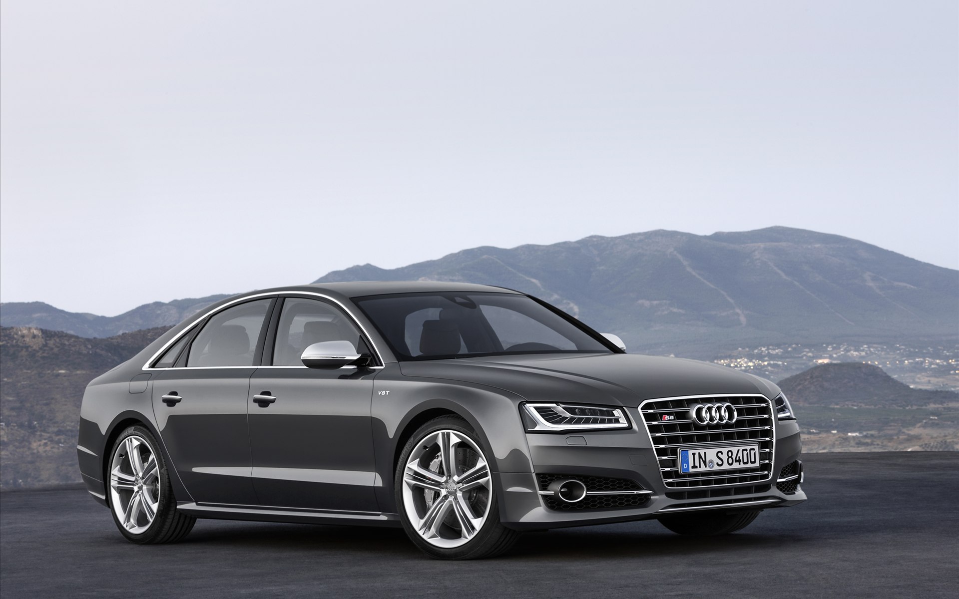 Audi S8 2014