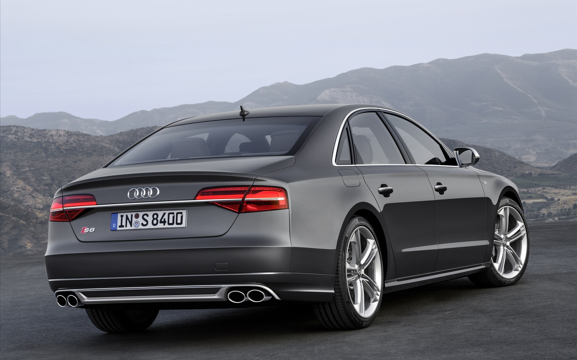 Audi S8 2014