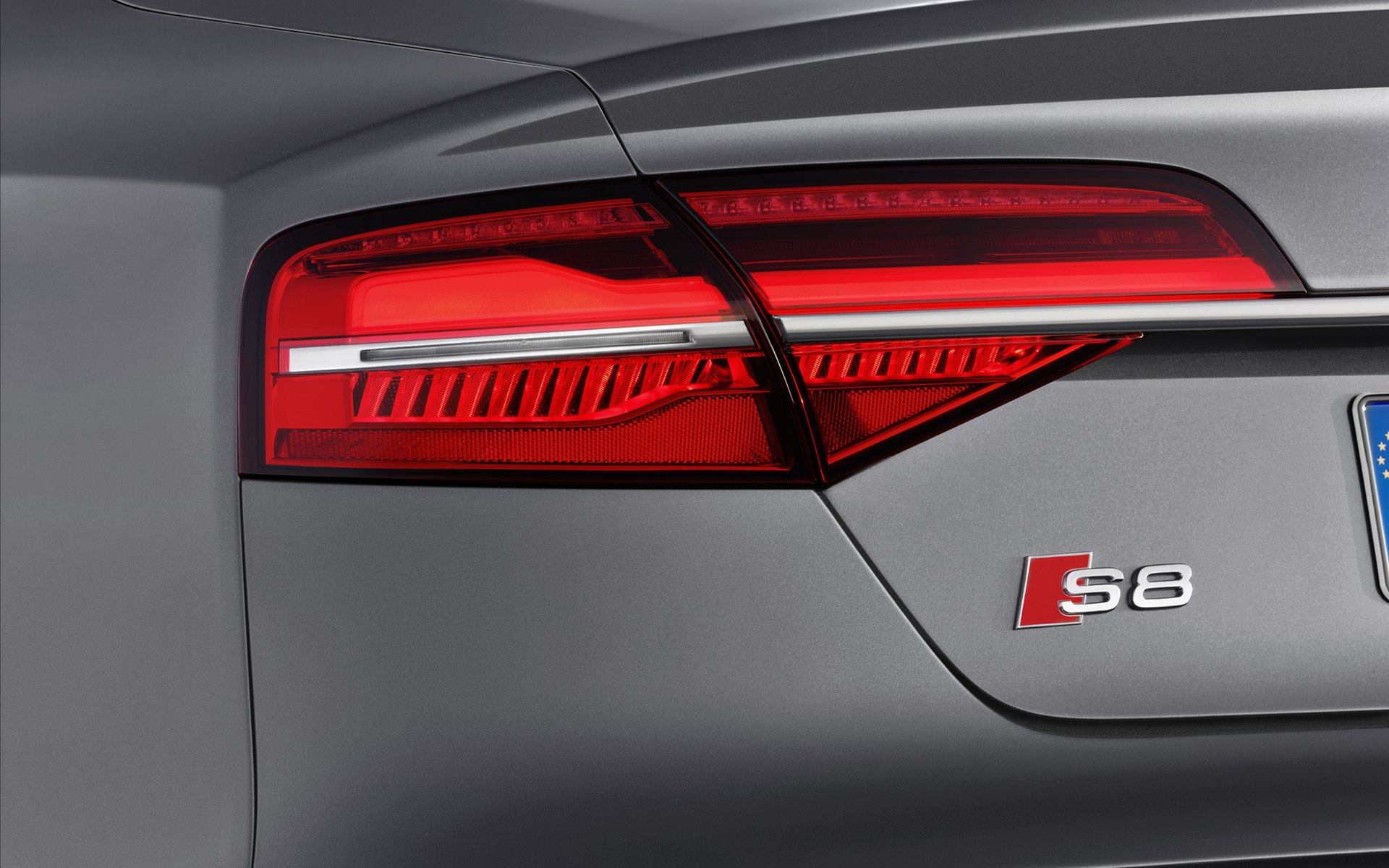 Audi S8 2014
