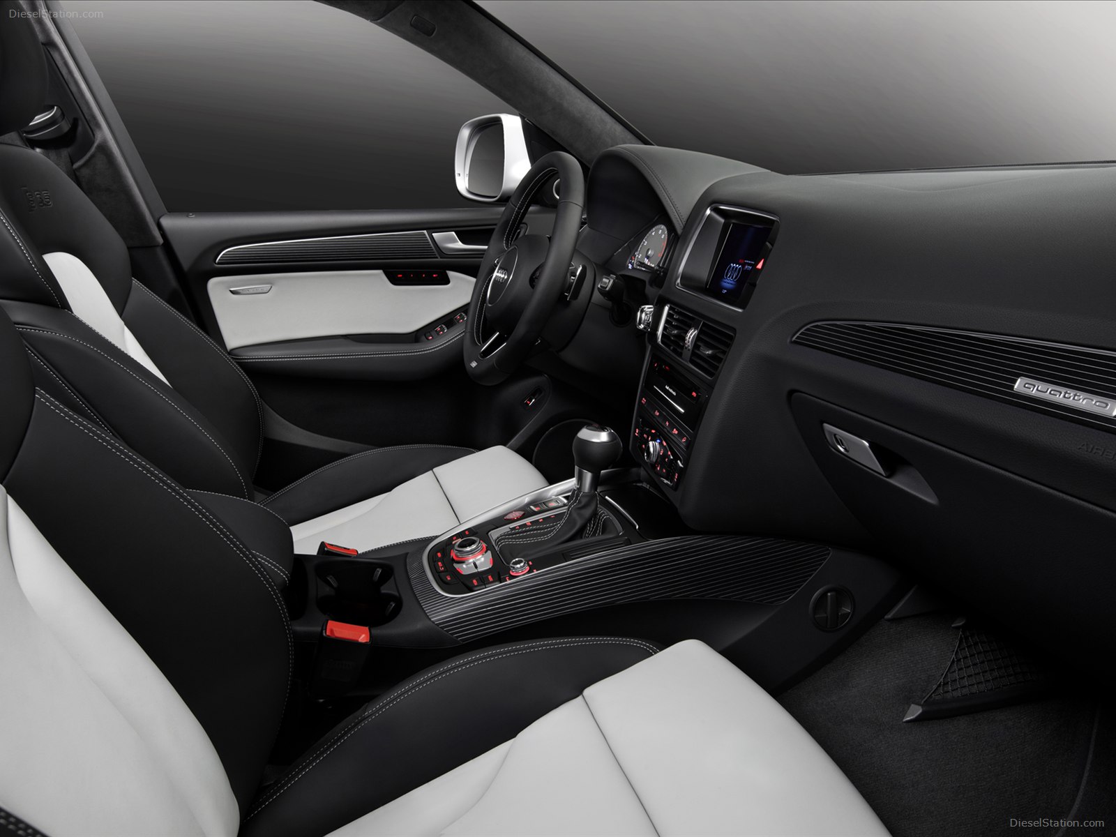 Audi SQ5 2014