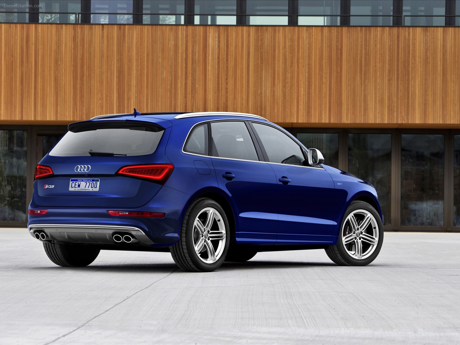 Audi SQ5 2014