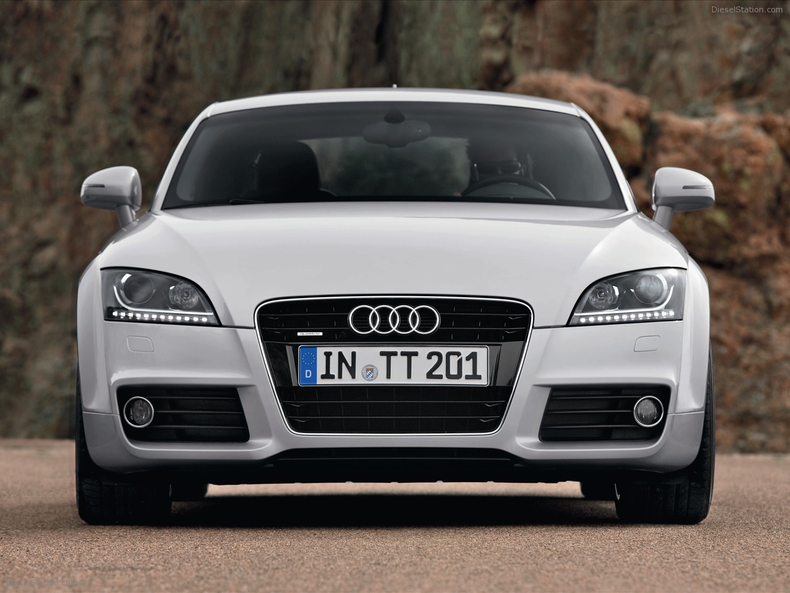 Audi TT Coupe 2011