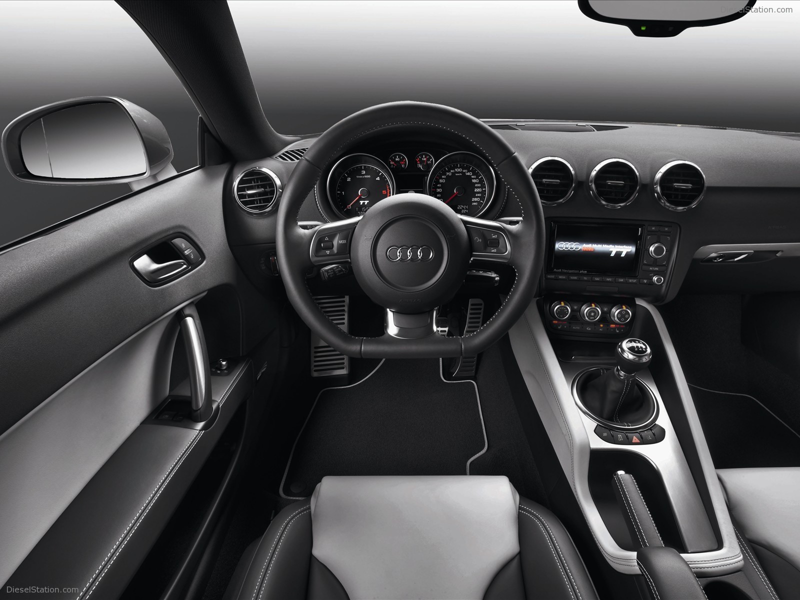 Audi TT Coupe 2011