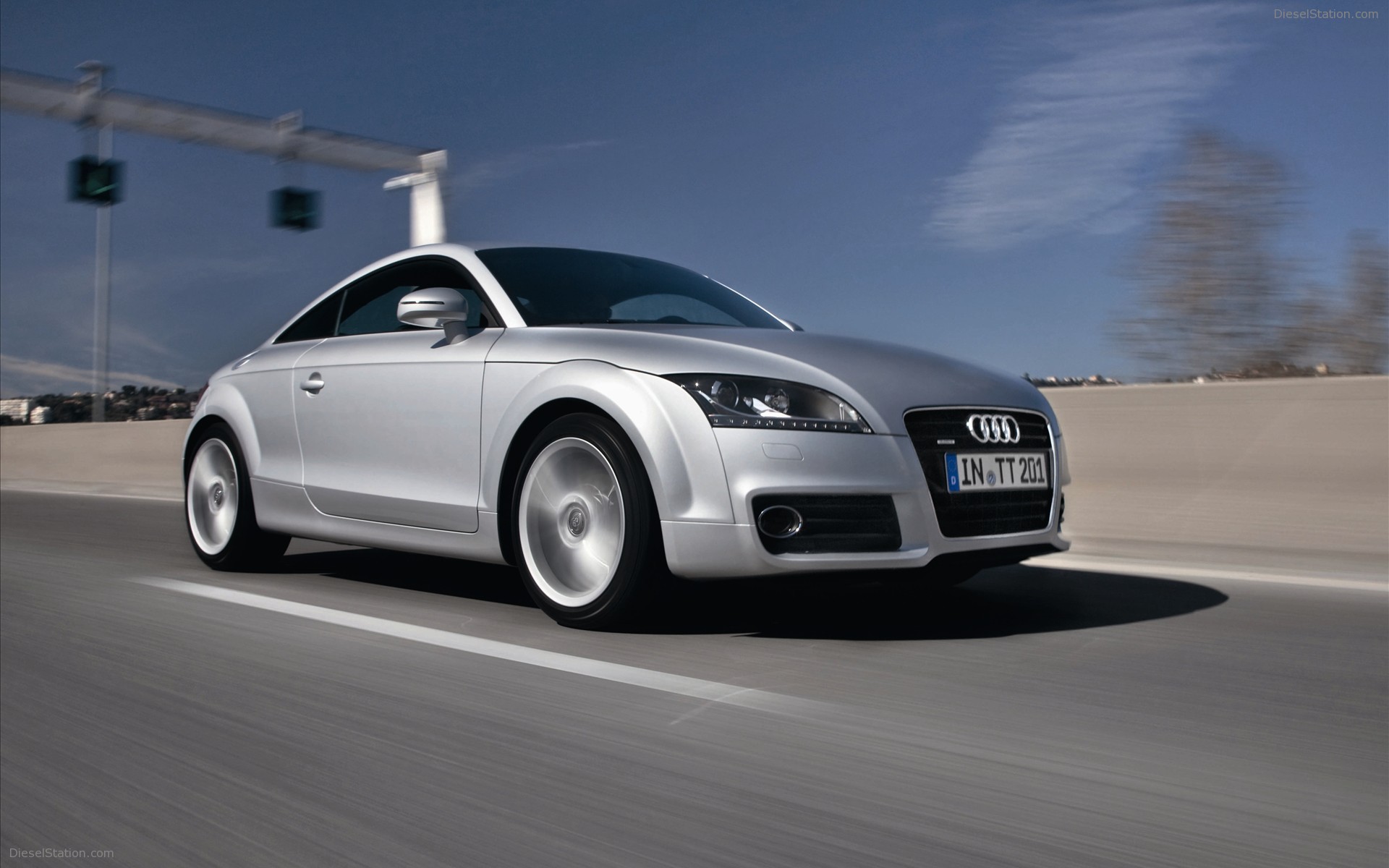 Audi TT Coupe 2011