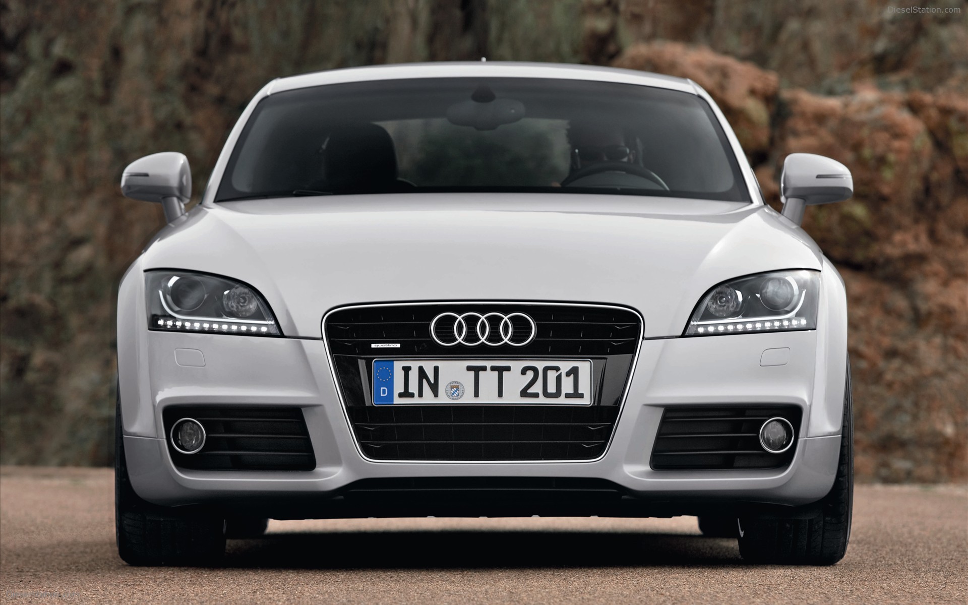 Audi TT Coupe 2011