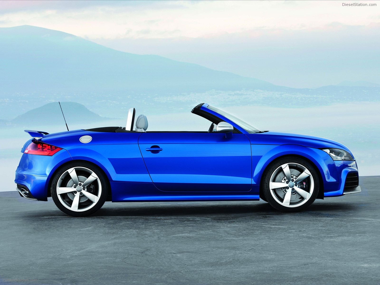Audi TT RS 2012
