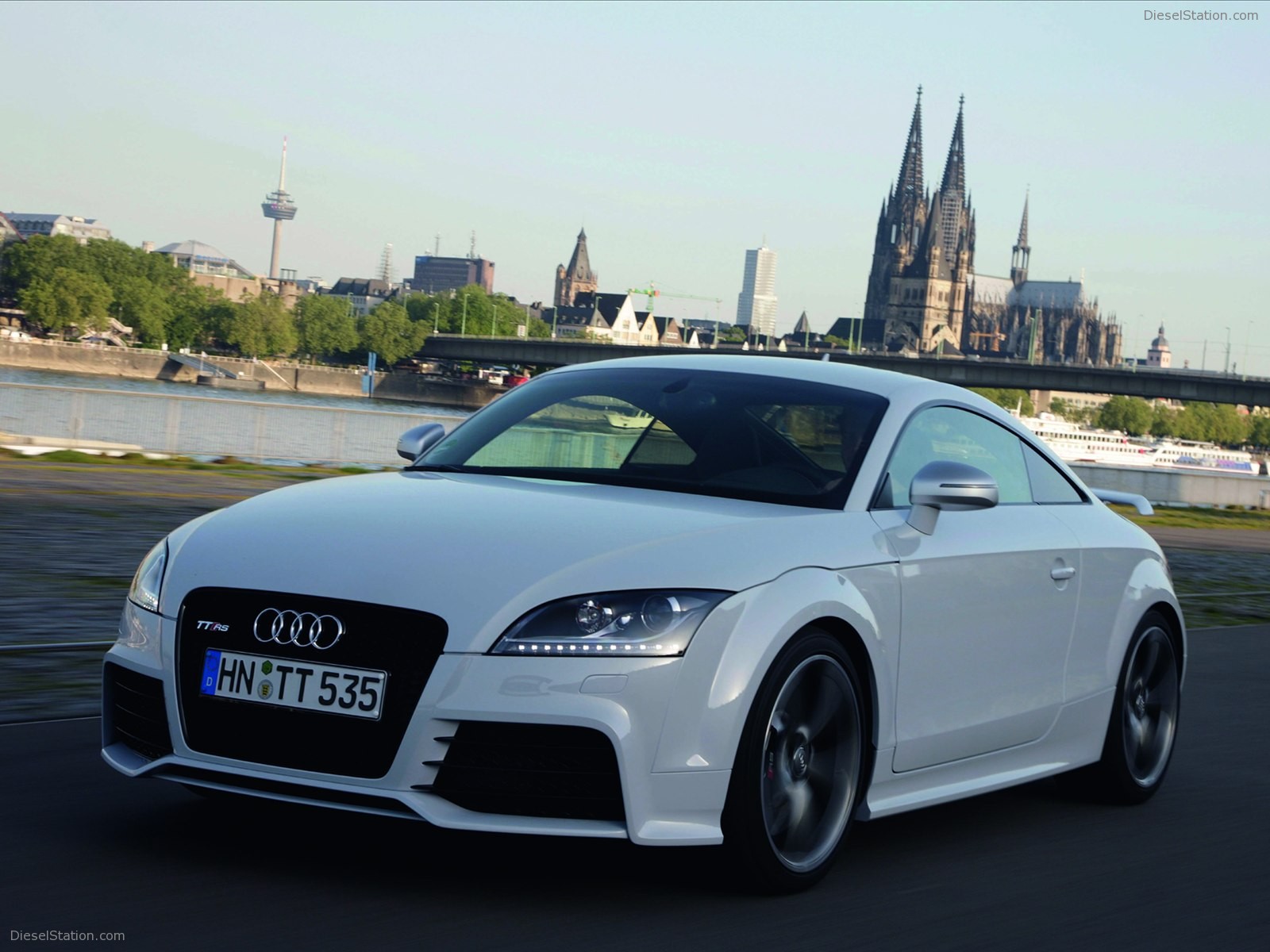 Audi TT RS 2012
