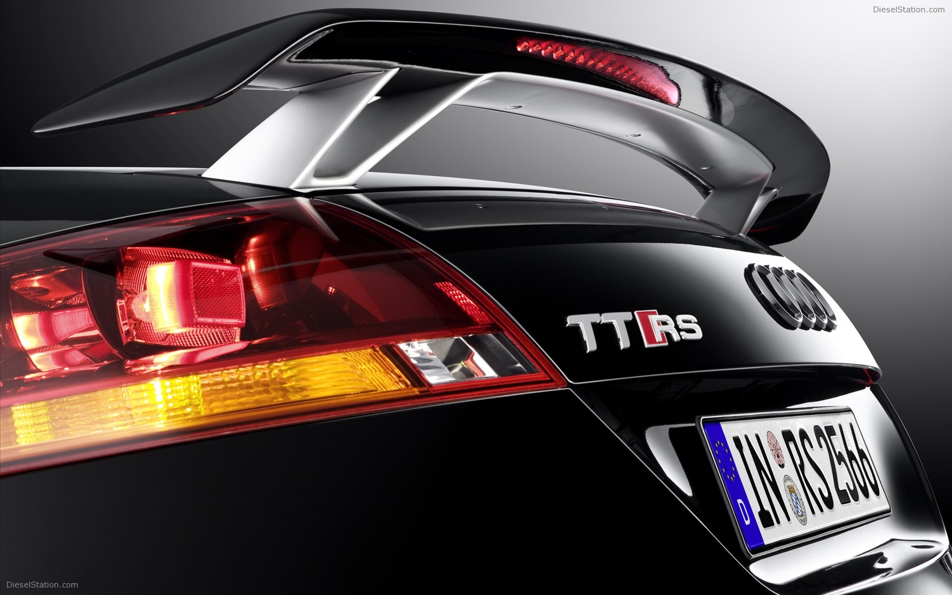 Audi TT RS 2012